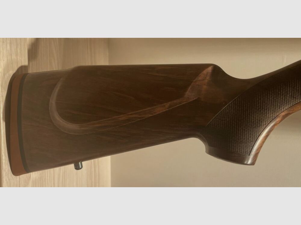 SAKO 90 HUNTER KURZ con rosca - EJECUCIÓN A LA IZQUIERDA