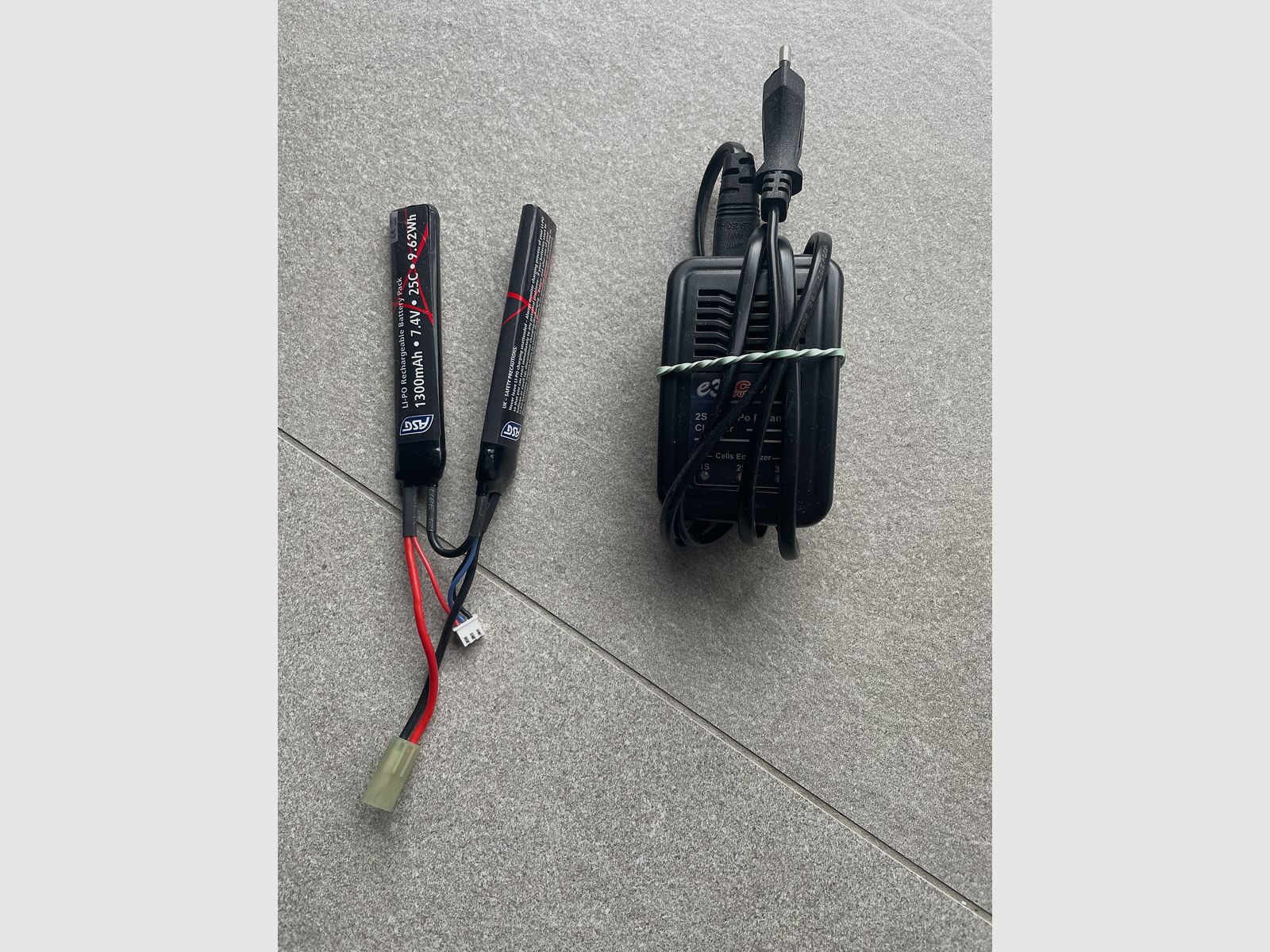 Tippmann M4 con accessori e attacchi