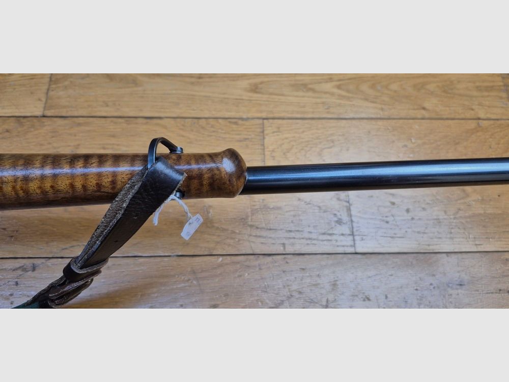 Sehr schöne Jagdgewehr Krico 700 Jagdmatch — Kal. .222 Rem — Herstellung Kriegeskorte in Stuttgart — Deutscher Stecher — Hensoldt Wetzlar Diatal 4X32 auf 100% Stahl-Turm-Montage — Sehr schöner Nussbaumholz hoher Grad — Exzellente Mechanik — Exzellenter Abzug — Sehr schöner Lauf fast neu – TBE/TBE+, Bild 16 von 38