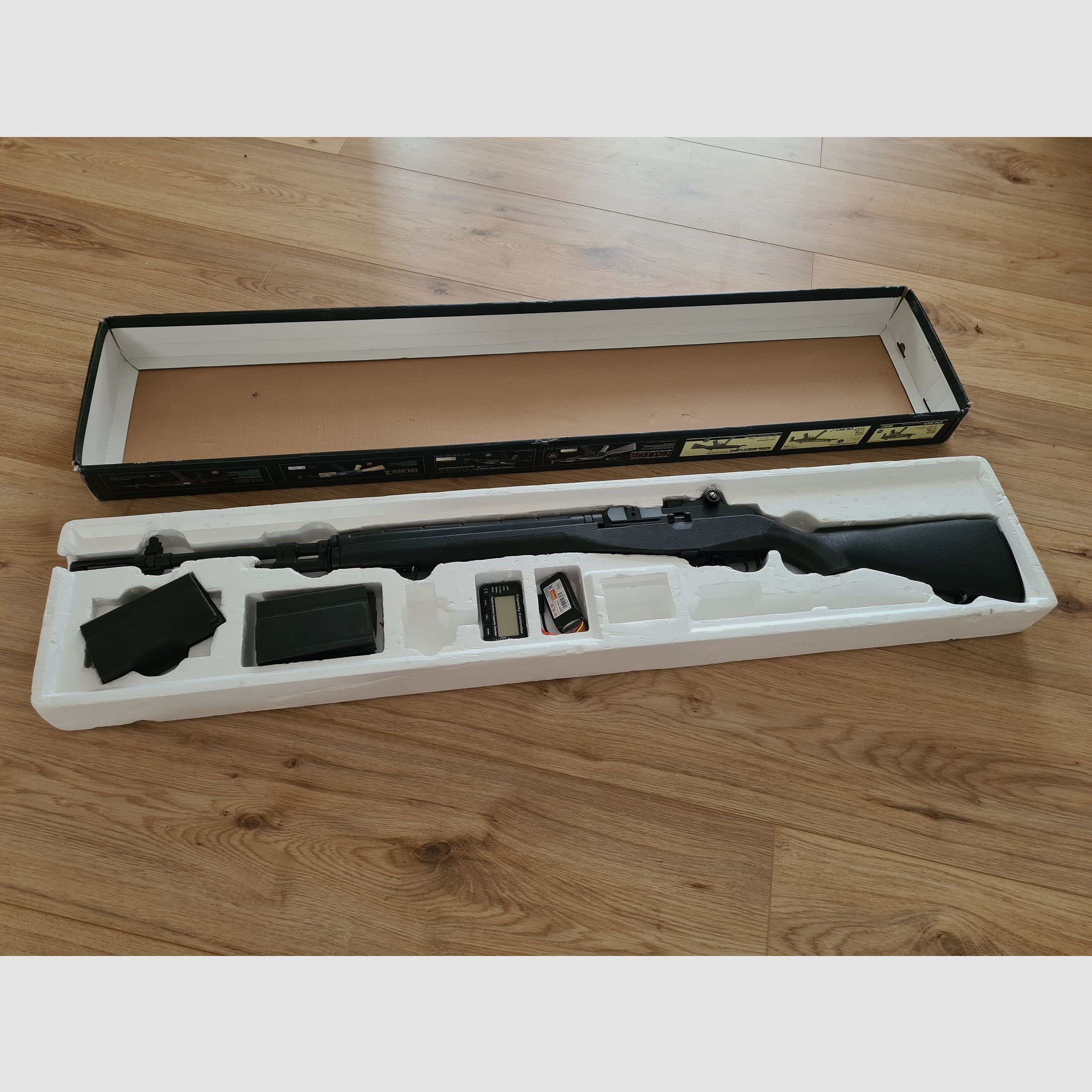 M14 airsoft gun, image 1 of 11