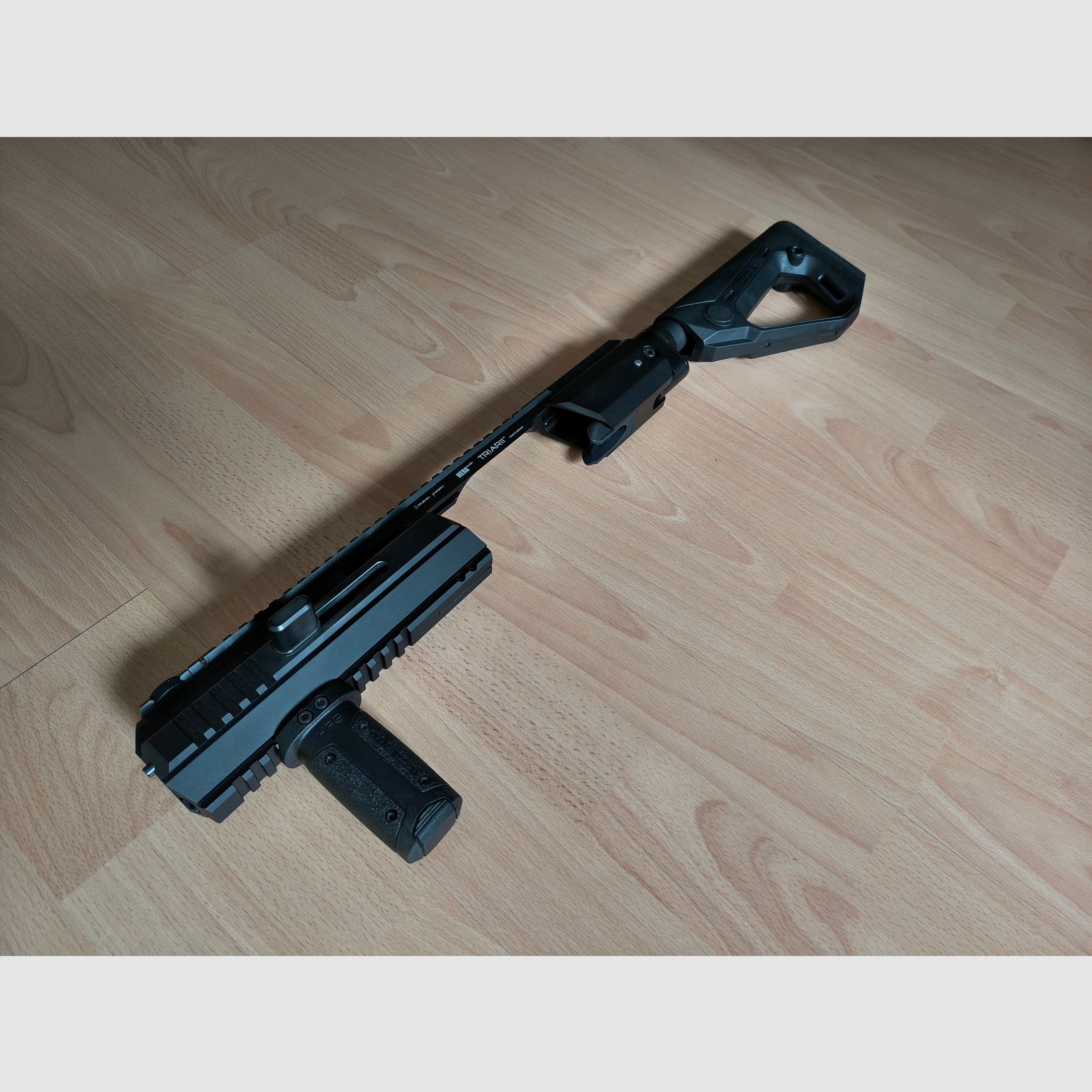 Anschlagschaft Hera Arms Triarii für Shadow2, neuwertig, mit Schiebeschaft