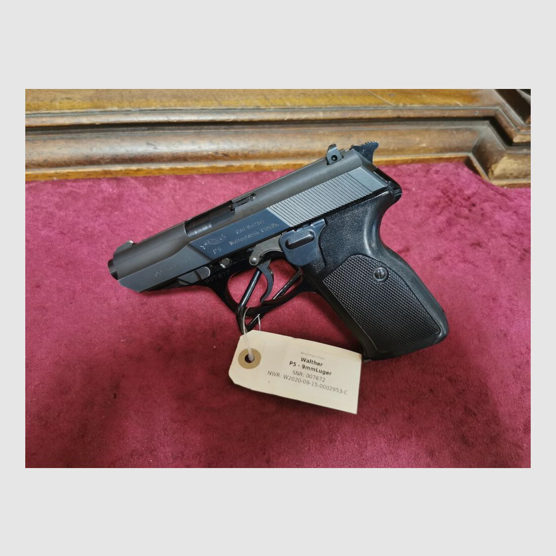 Walther P5
