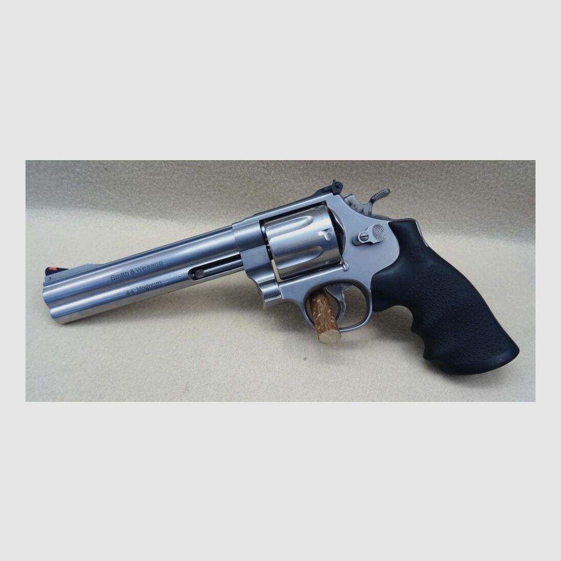 Smith & Wesson 629 Classic DX