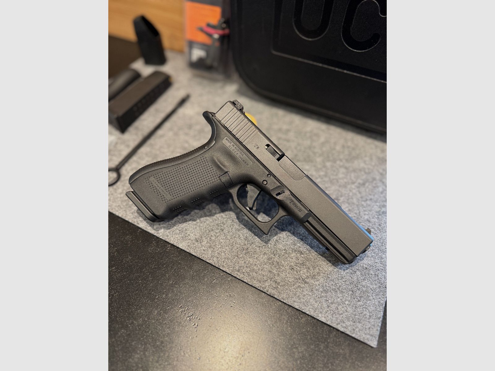 Glock 17 C Gen4 incl Original Performance Trigger like new