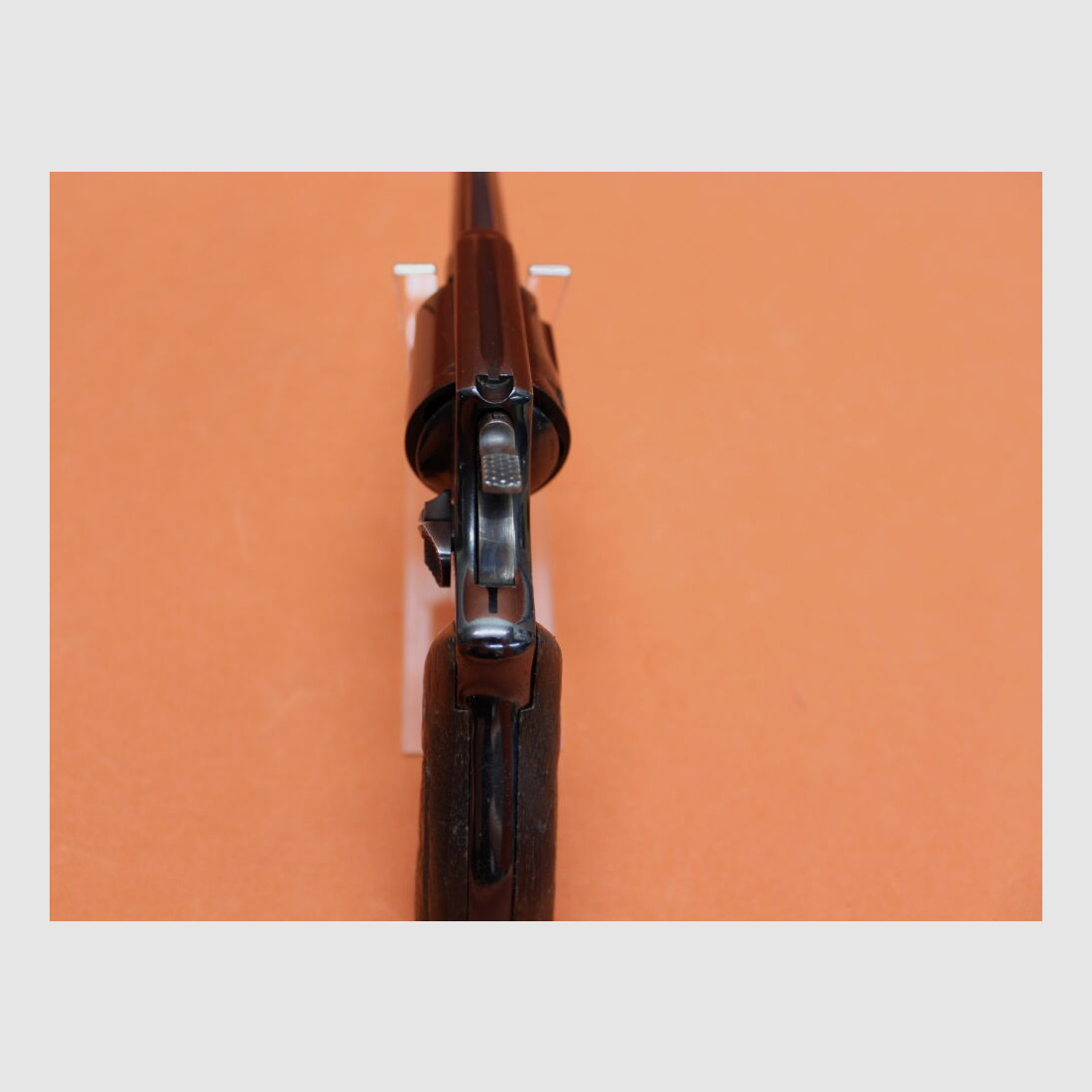 Smith & Wesson Revolver .38 Special Smith & Wesson/ S&W 36 Chiefs Special blued, 3" barrel/ wooden grip used weapon