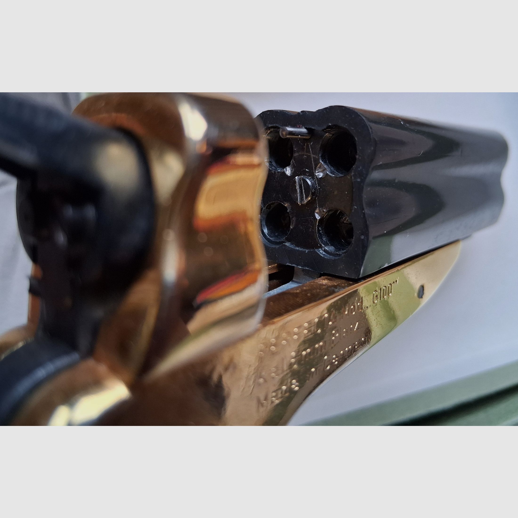 Pepperbox Perfecta G100 bundle revolver 6mm blank free from 18 tear gas gun