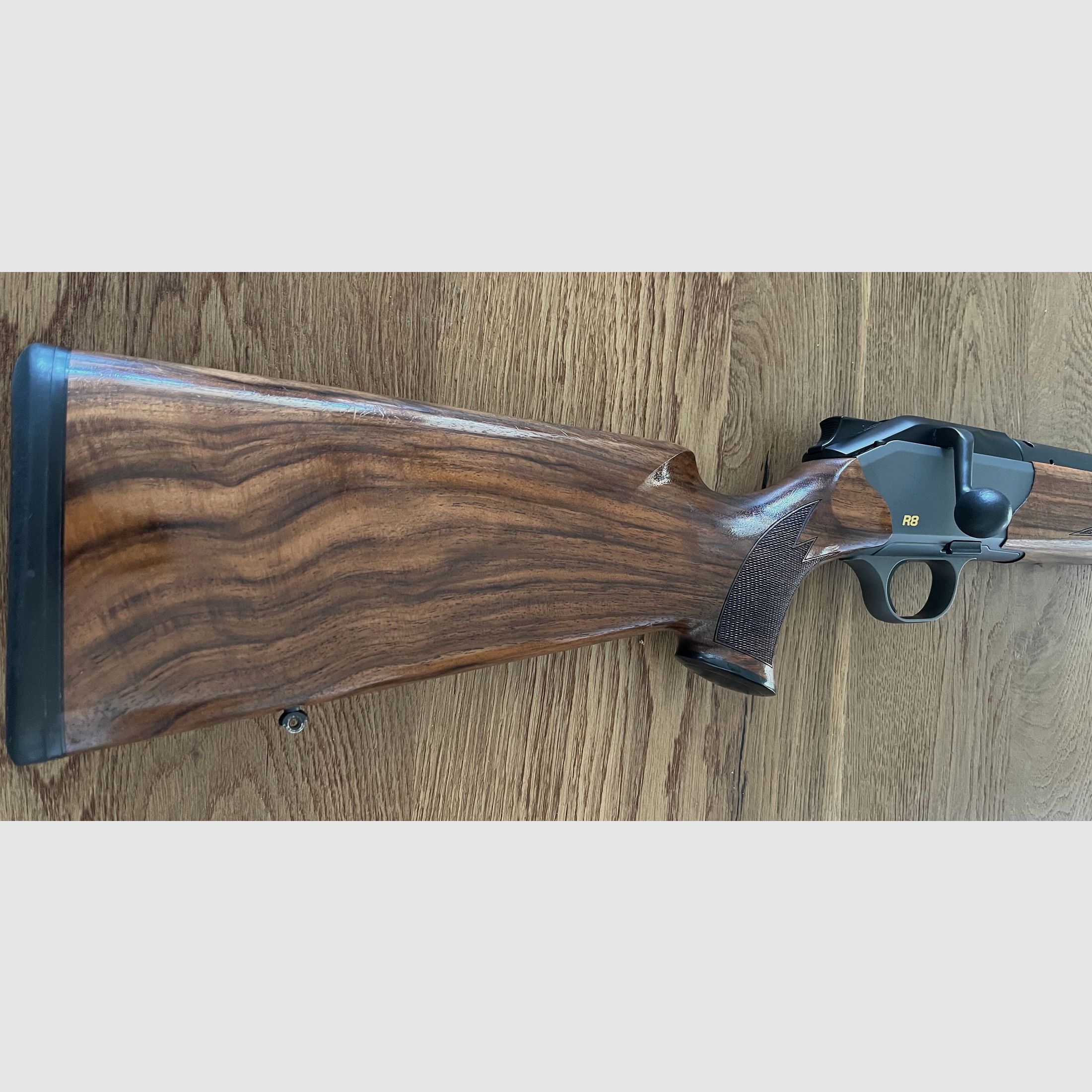 Blaser R8 Holz 308 - Sahnestück