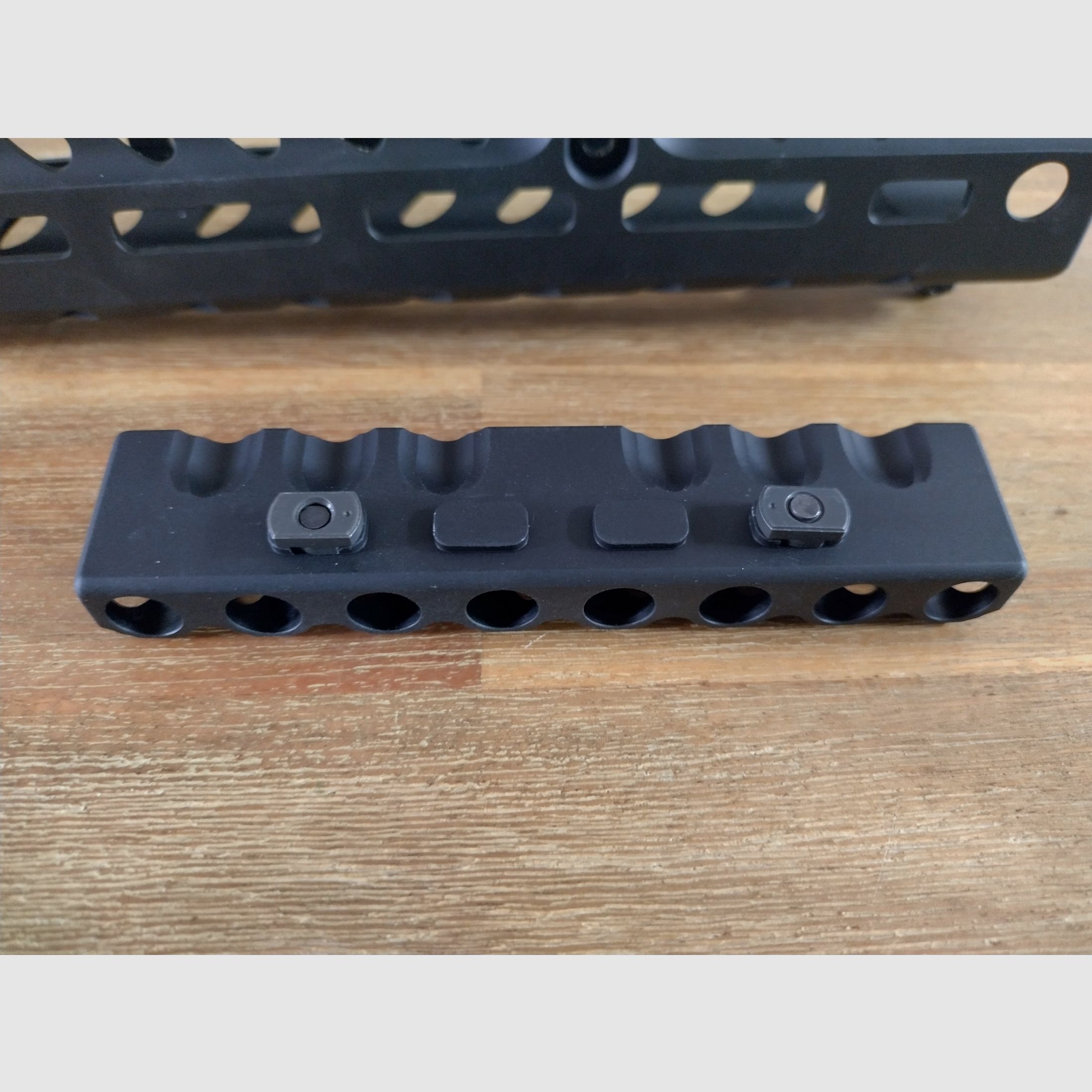 Przedni stock M-LOK - Rossi R95 / Marlin 1895 + 1894, zdjęcie 1 z 4