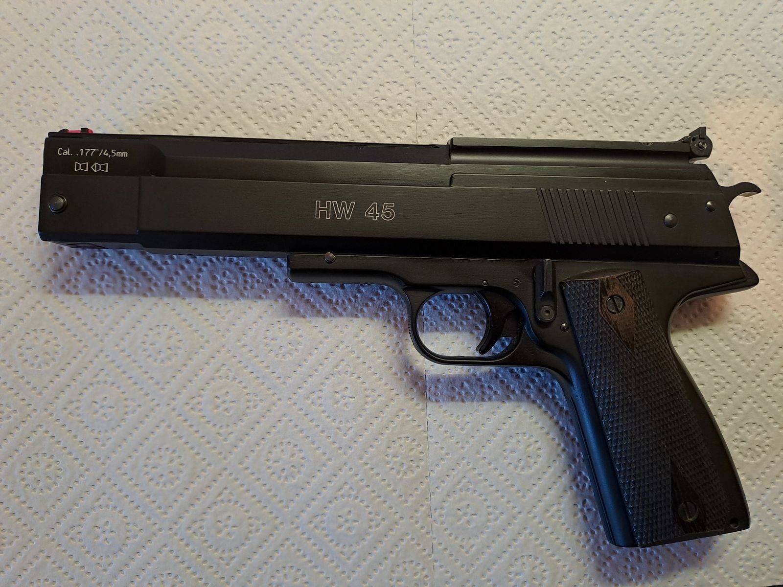 HW 45