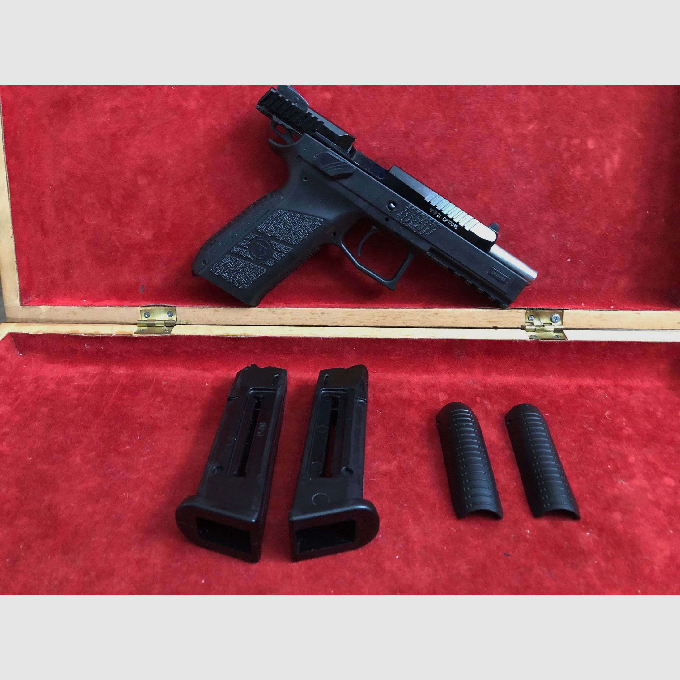 <CZ-P09 Kleinkaliber 22 lfB>