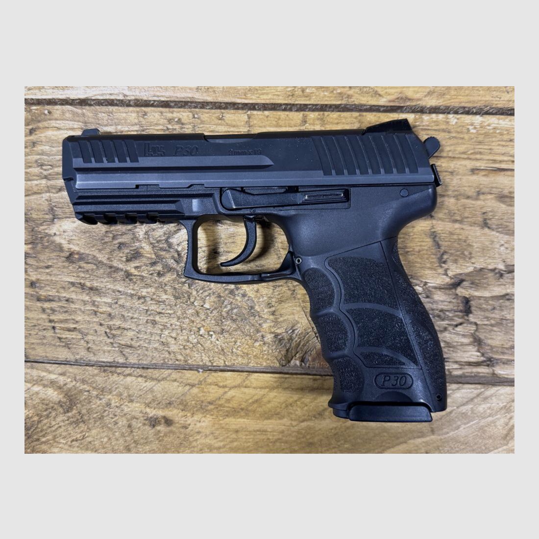 Heckler & Koch P 30 - V3 9mm Luger