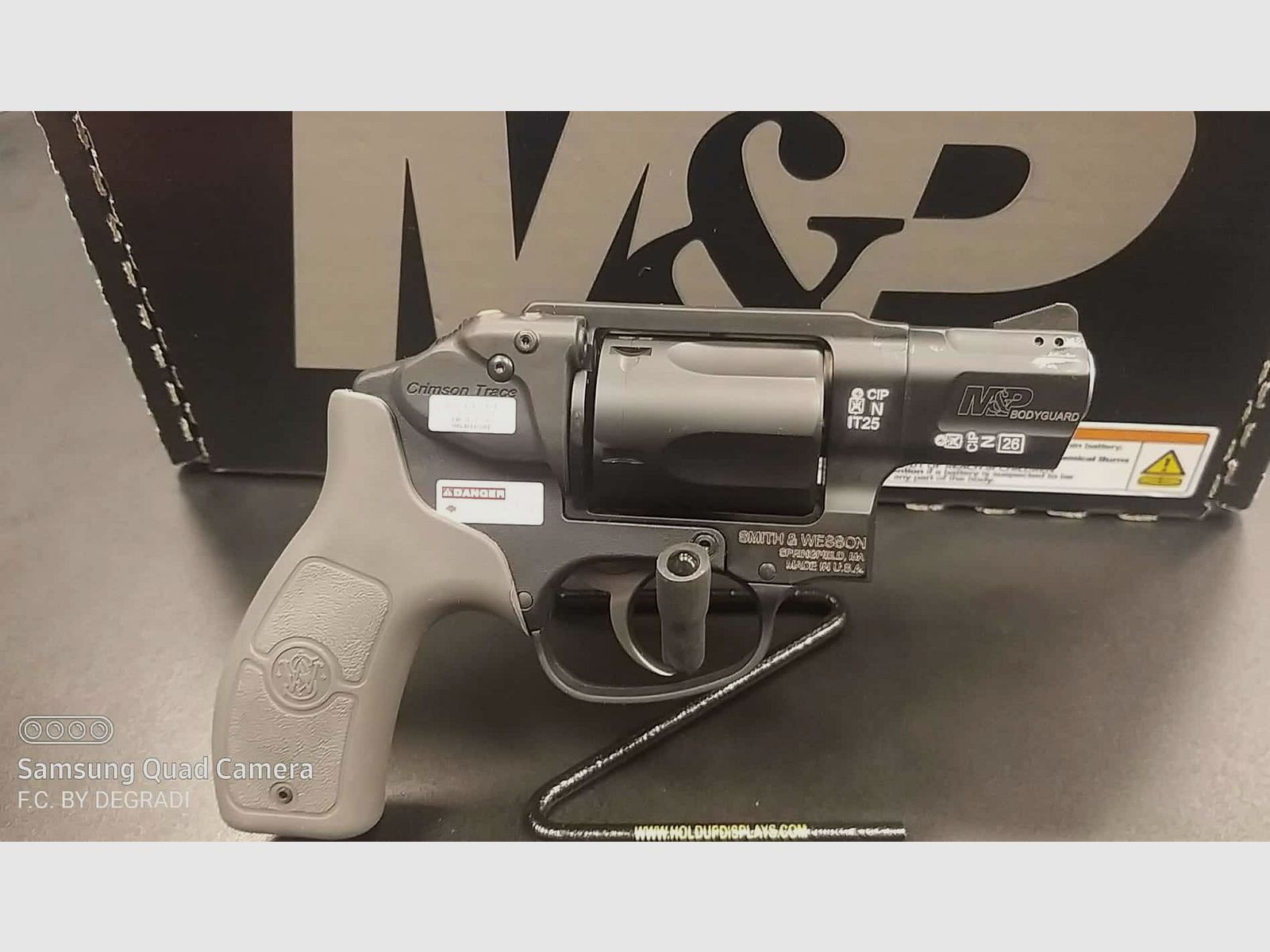 SMITH & WESSON Revolver Mod. M&P Bodyguard 38 1,875′ .38Sp. Brüniert mit integriertem CT Laser, Bild 2 von 4