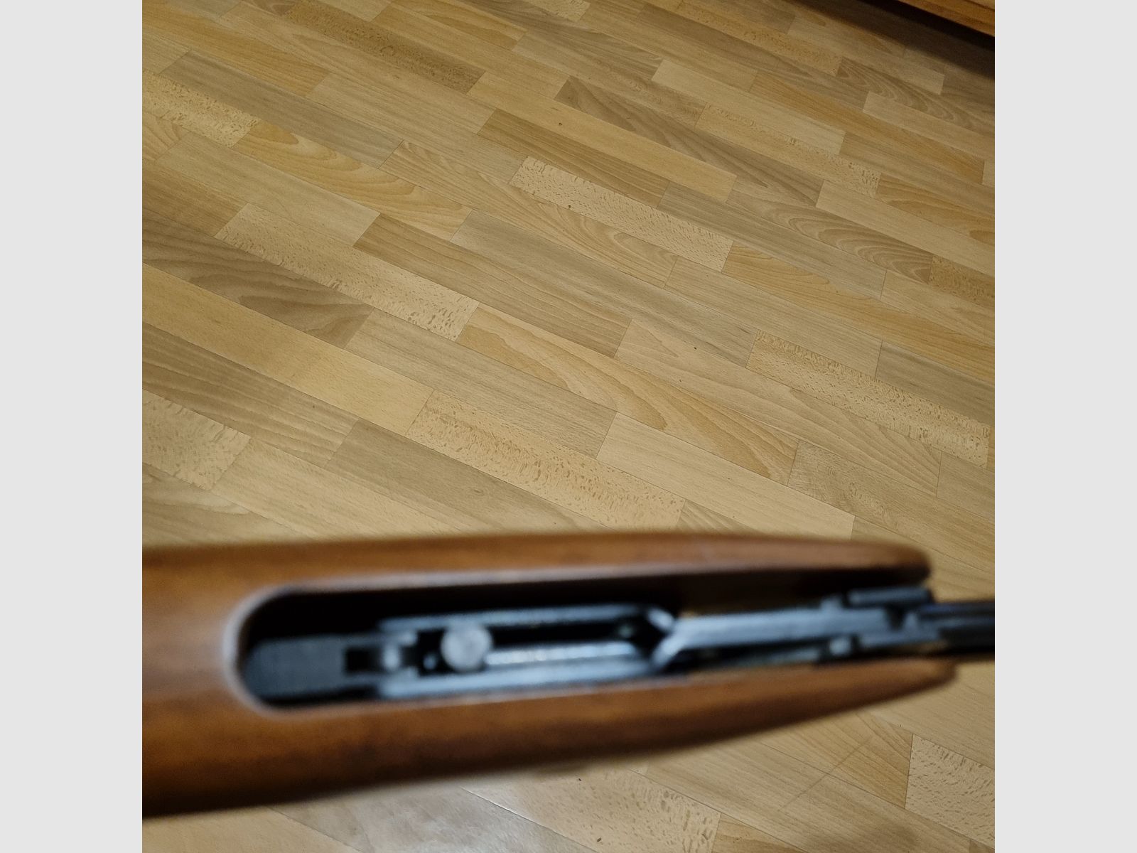 Incenso HW 57, con ottica Röhm 3-9x40, calcio in legno di faggio