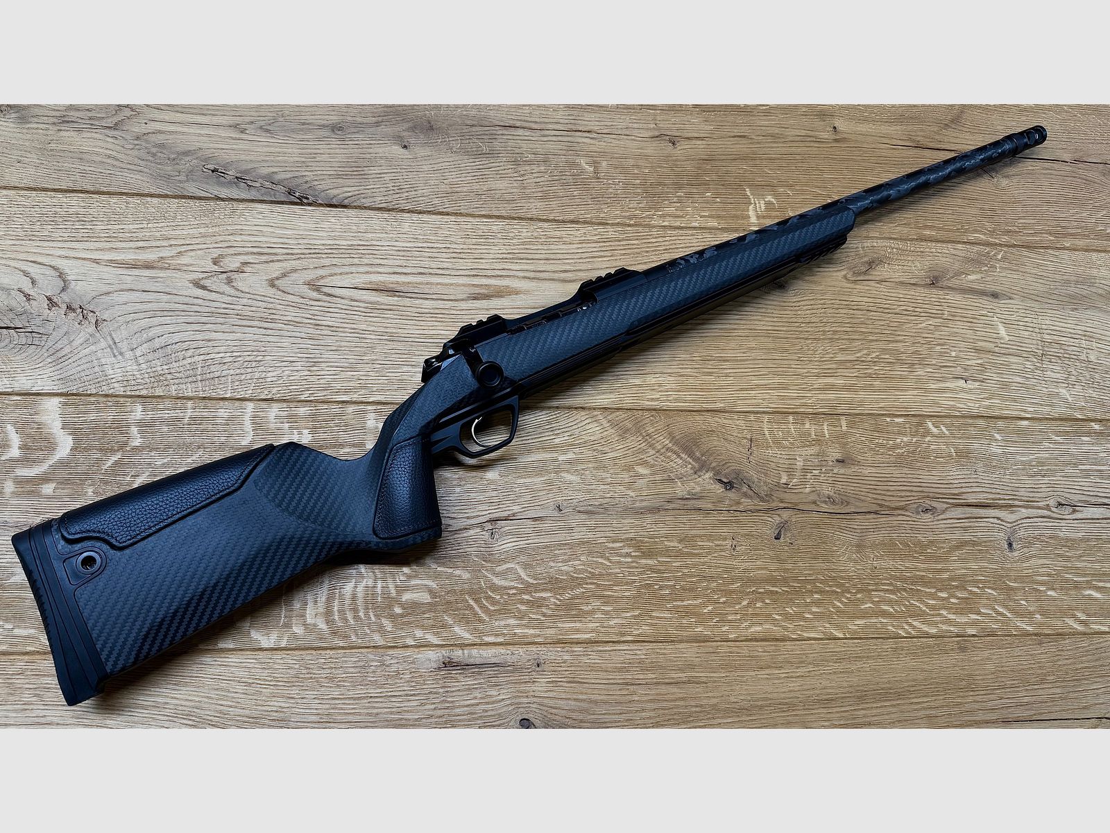 Gunwerks Nexus Czarny / 6,5 PRC / LL 51cm / 5/8x24 / Skóra czarna / Możliwość finansowania!