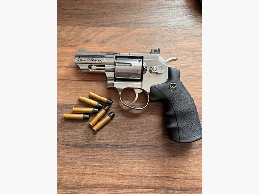 Dan Wesson CO₂ Revolver 4,5 mm Diabolo + Hülsen