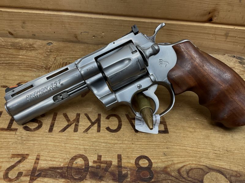 Revolver COLT Mod.Pyton.357, Kal..357Mag., Stainless!!! Holzgriff!!! Kontrastvisierung!!!