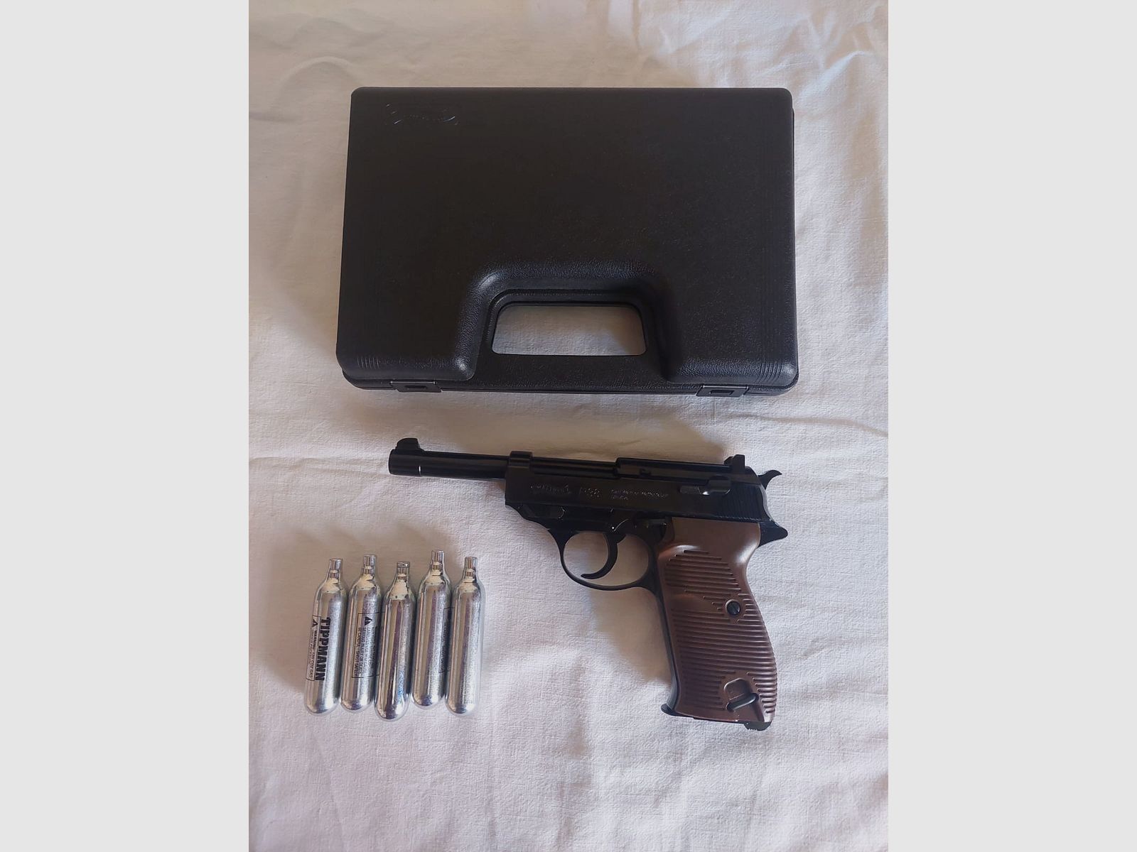 Umarex Legends Walther P38 CO2 BB