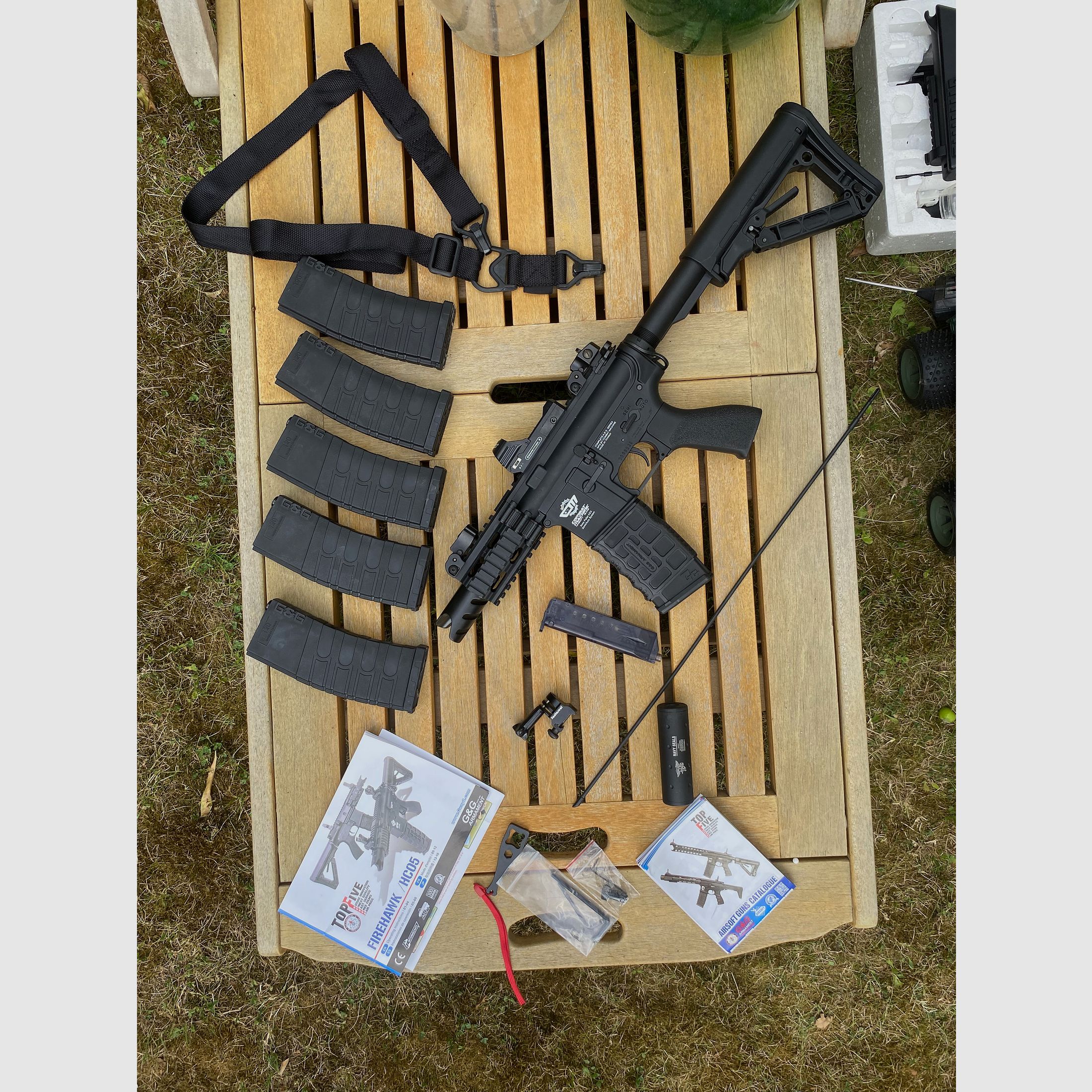 Airsoft Ausrüstung – G&G Firehawk HC05 + Zubehörpaket