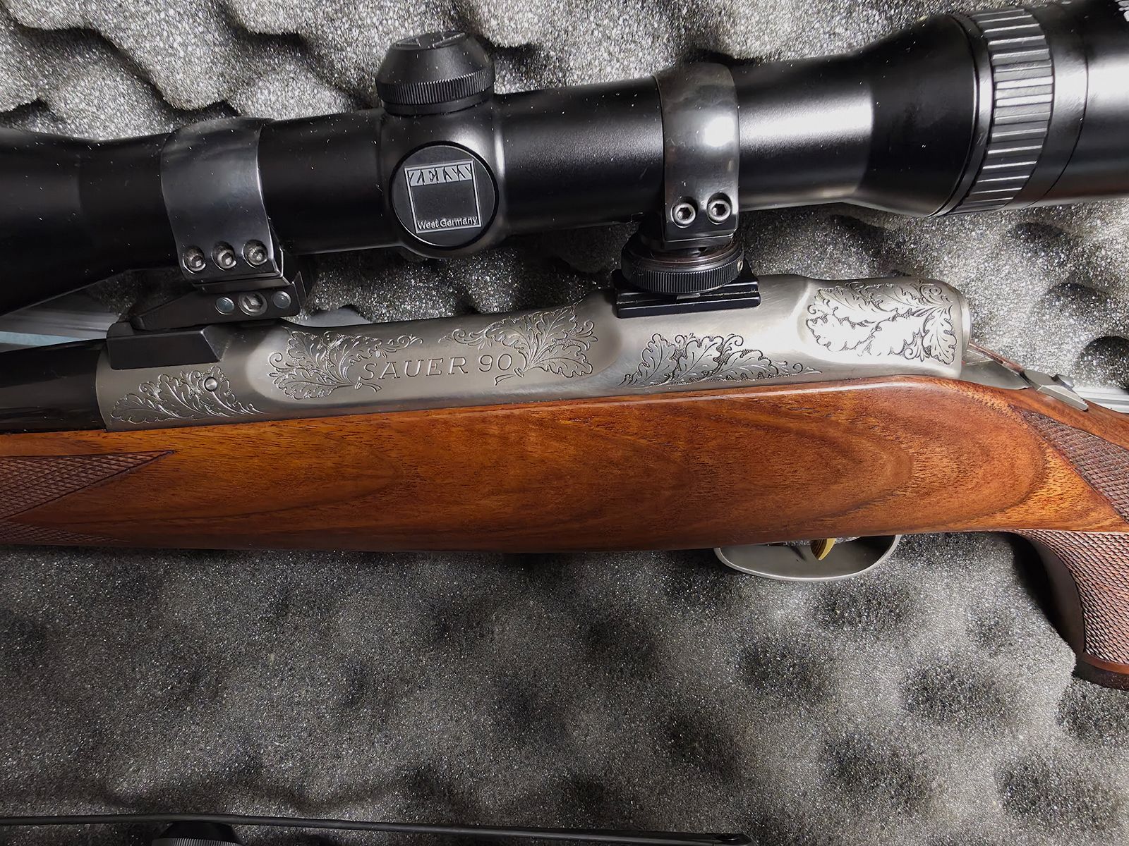 Sauer 90 Luxus Kal. 30-06 mit Zeiss Diavari-Z 3-12x56 und Zeiss Diavari-C 1,5-4,5x18