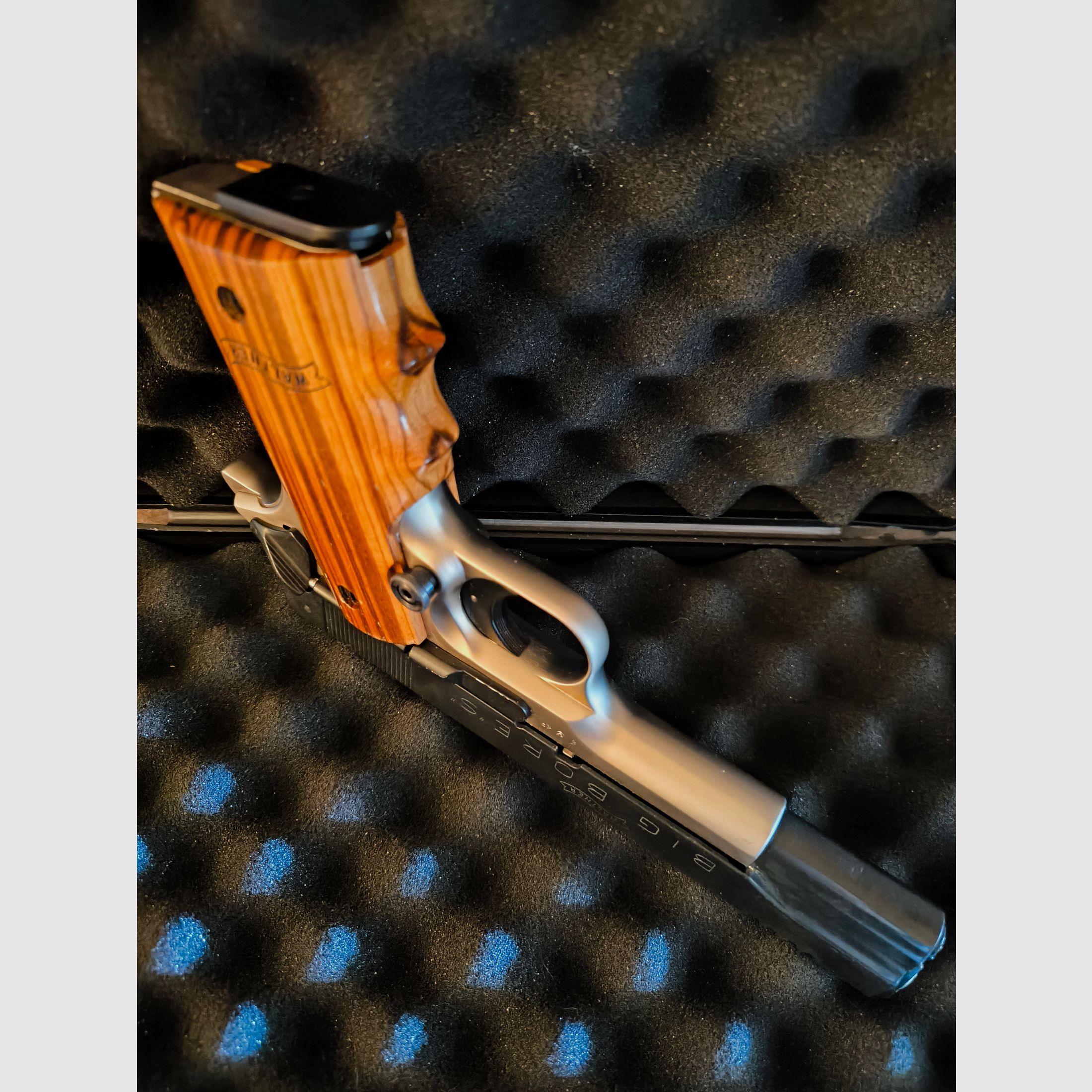 ⚠️ Collectors & Walther fans, Walther BIG BORE'S reference to the Colt 1911, 9mm PAK, functionally & visually impeccable top condition, like new & unfired!!