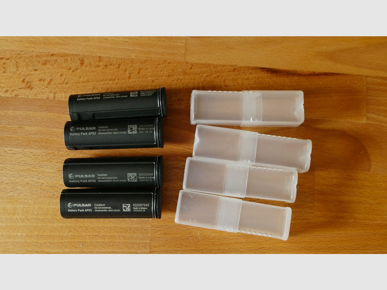 Wärmebildkamera PULSAR Axion Key XM30 mit 4 Akkus / Originalverpackung / Ladegerät / Tasche / ....