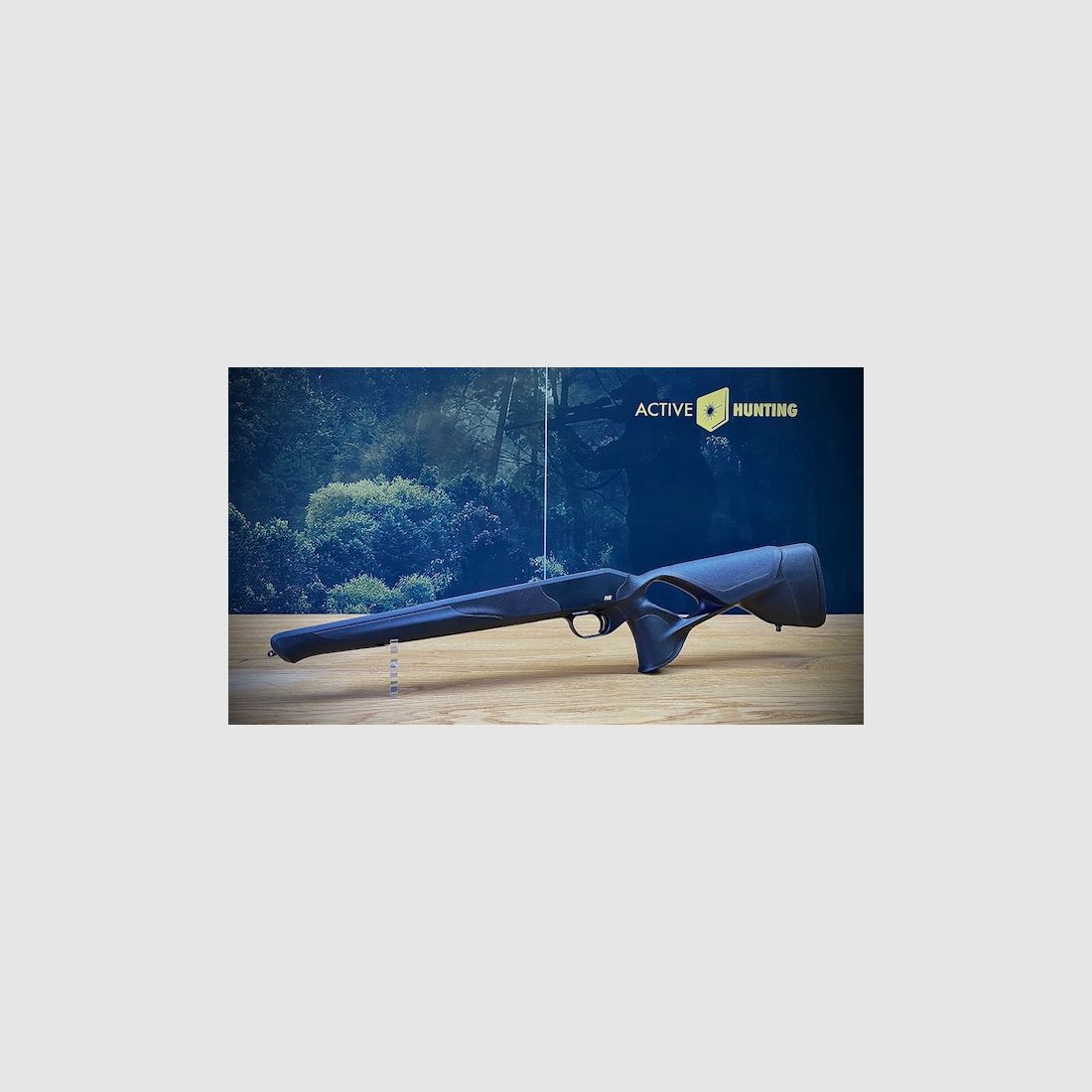 Blaser R8 Ultimate Schäftung / Schwarz-Braun / 17mm Kontur / Systemauslegung rechts