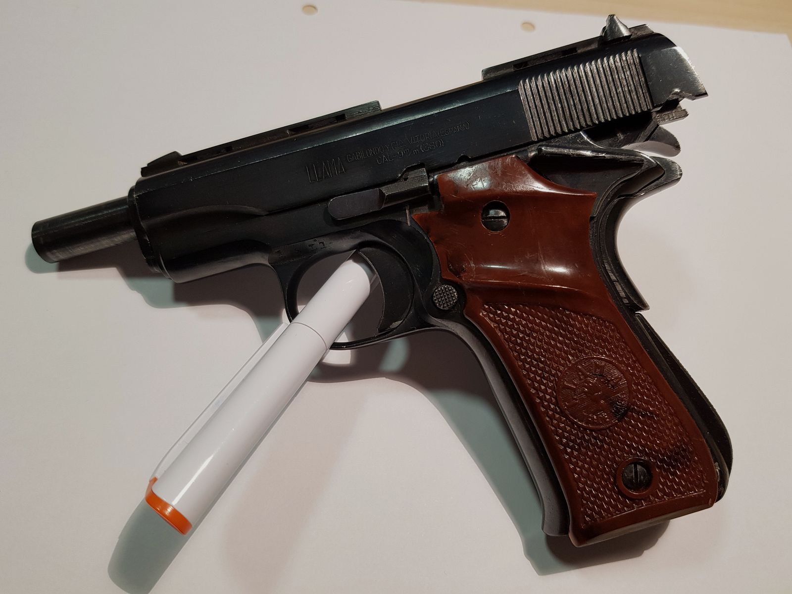 Pistole Llama Especial 9mm (380) kurz