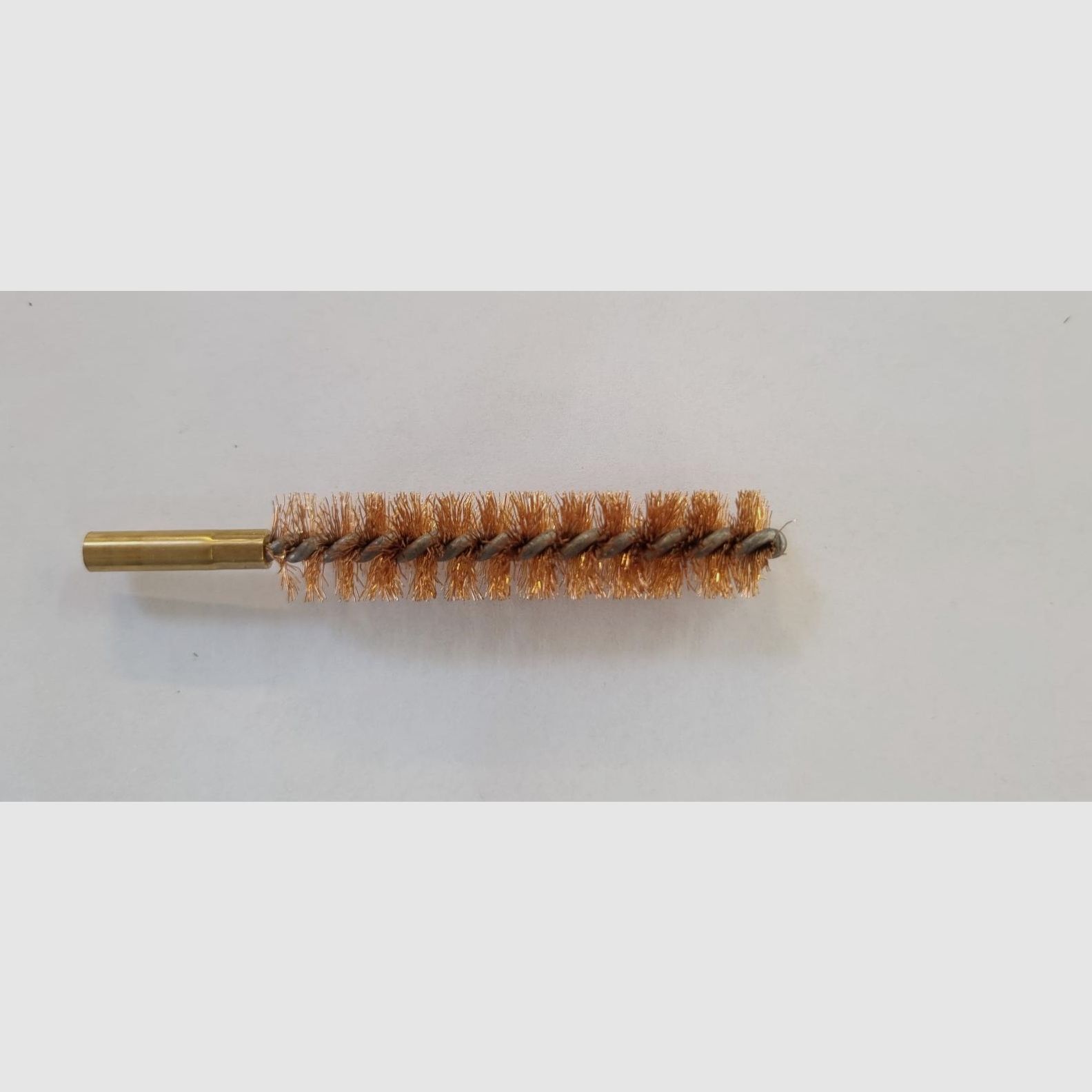 Cepillos de bronce con rosca interna