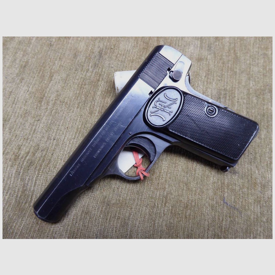 Pistola FN 1910 cal. 7,65Br, immagine 2 di 2