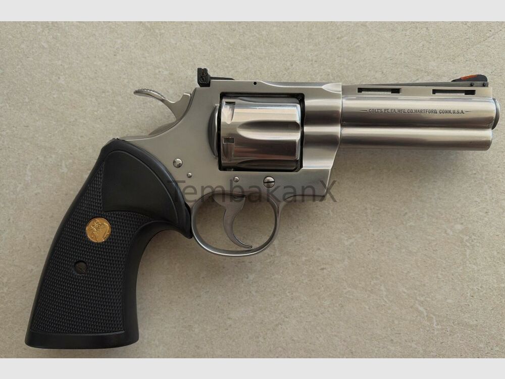 Colt Phyton (4" Lauf mit verschiedenen Dokumenten) .357Mag