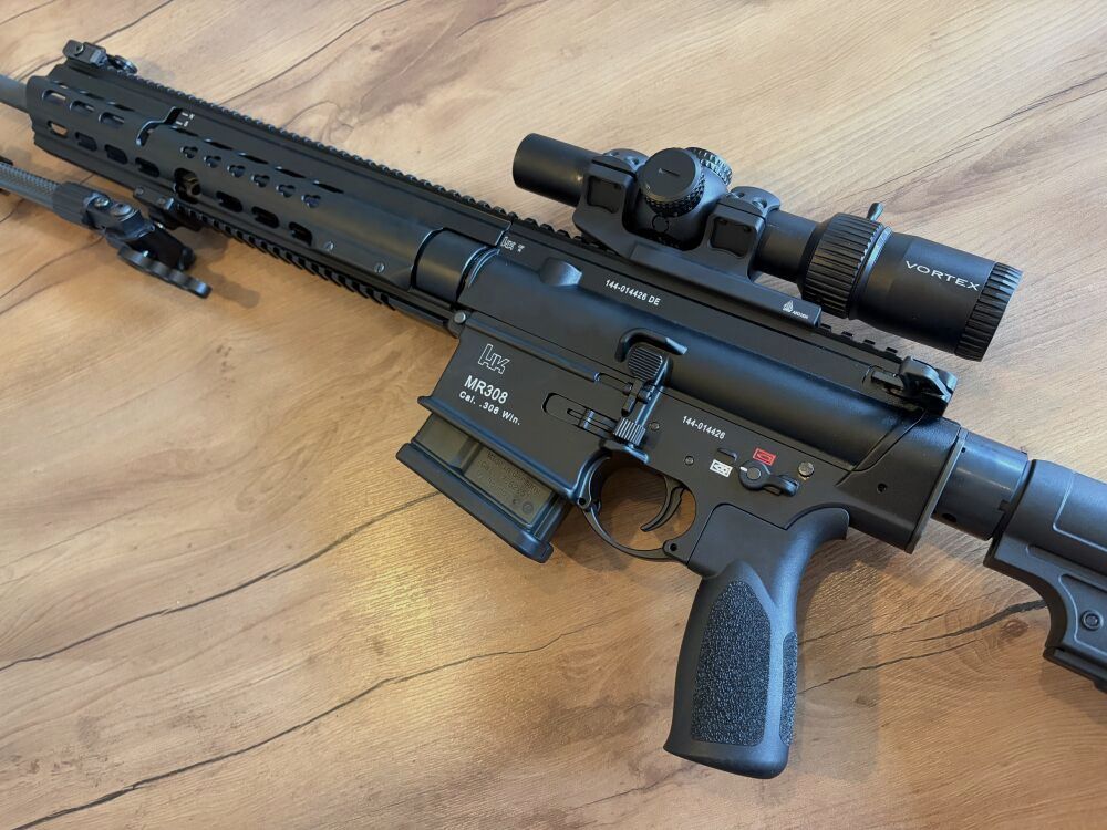 Heckler & Koch MR308 A3 Slim Line incl. Vortex Strike Eagle 1-8x24 .308Win 20" incl. richtkijker, carbon bipod en montage
