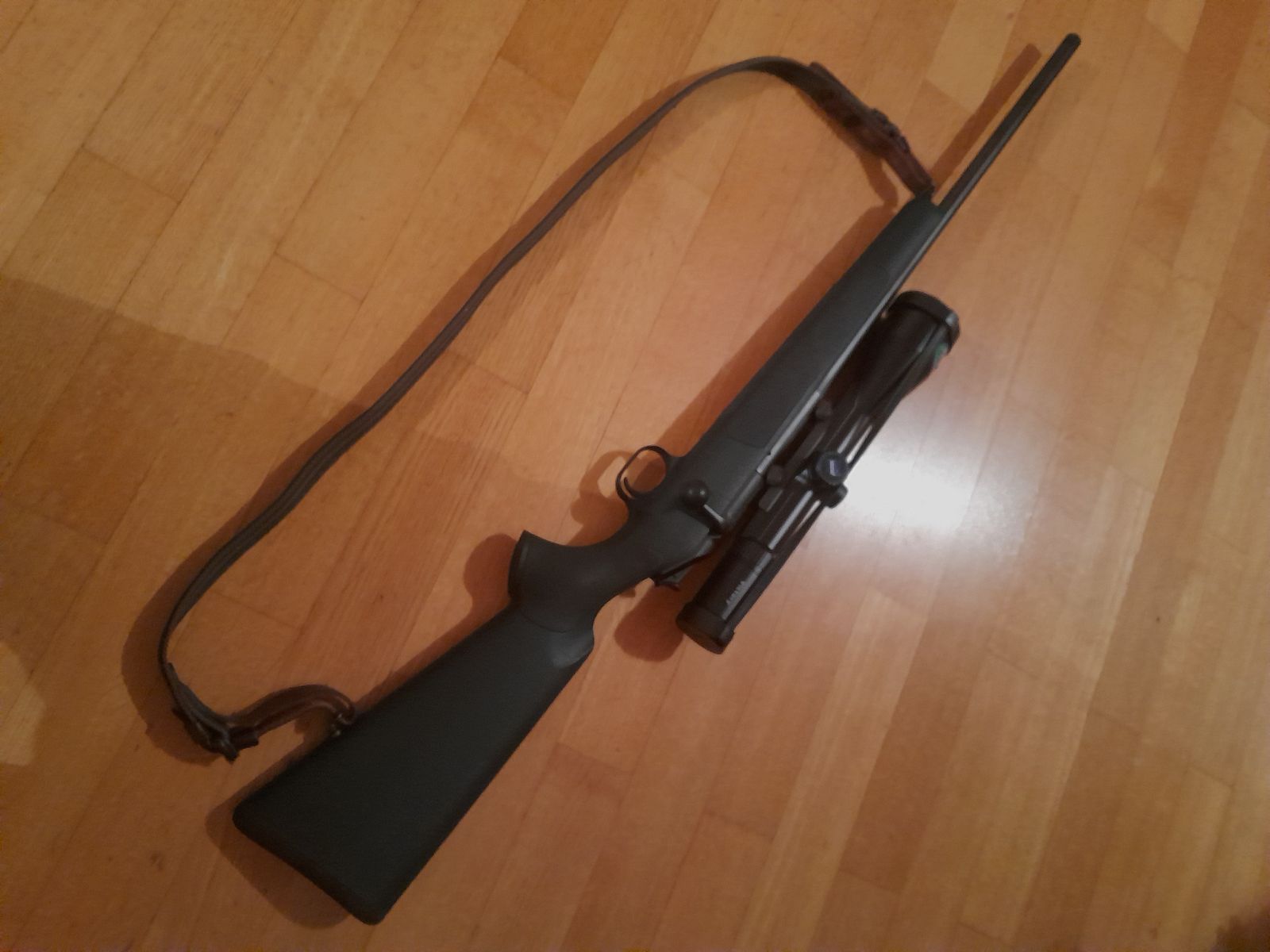 Repetierbüchse Blaser R93 Linkssystem zu verkaufen