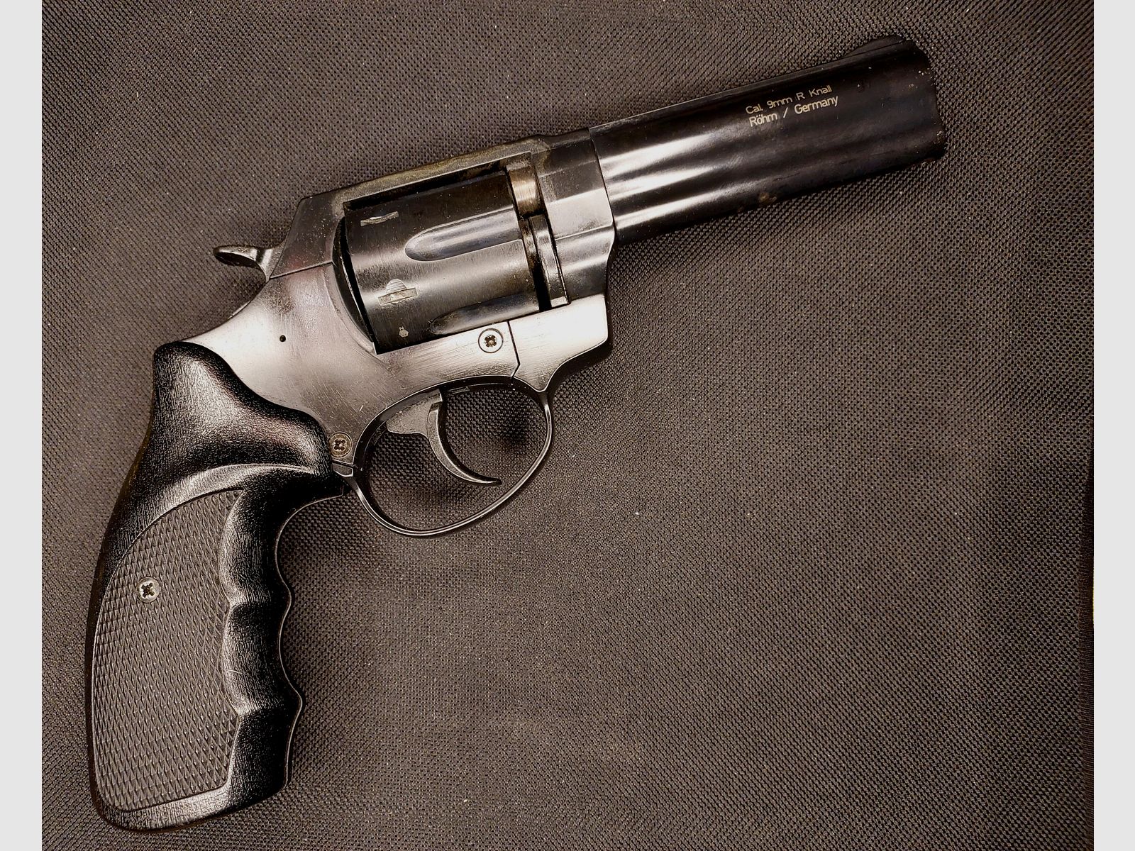 Revólver de fogueo Röhm RG99N niquelado (PTB 597) RG 99 n
