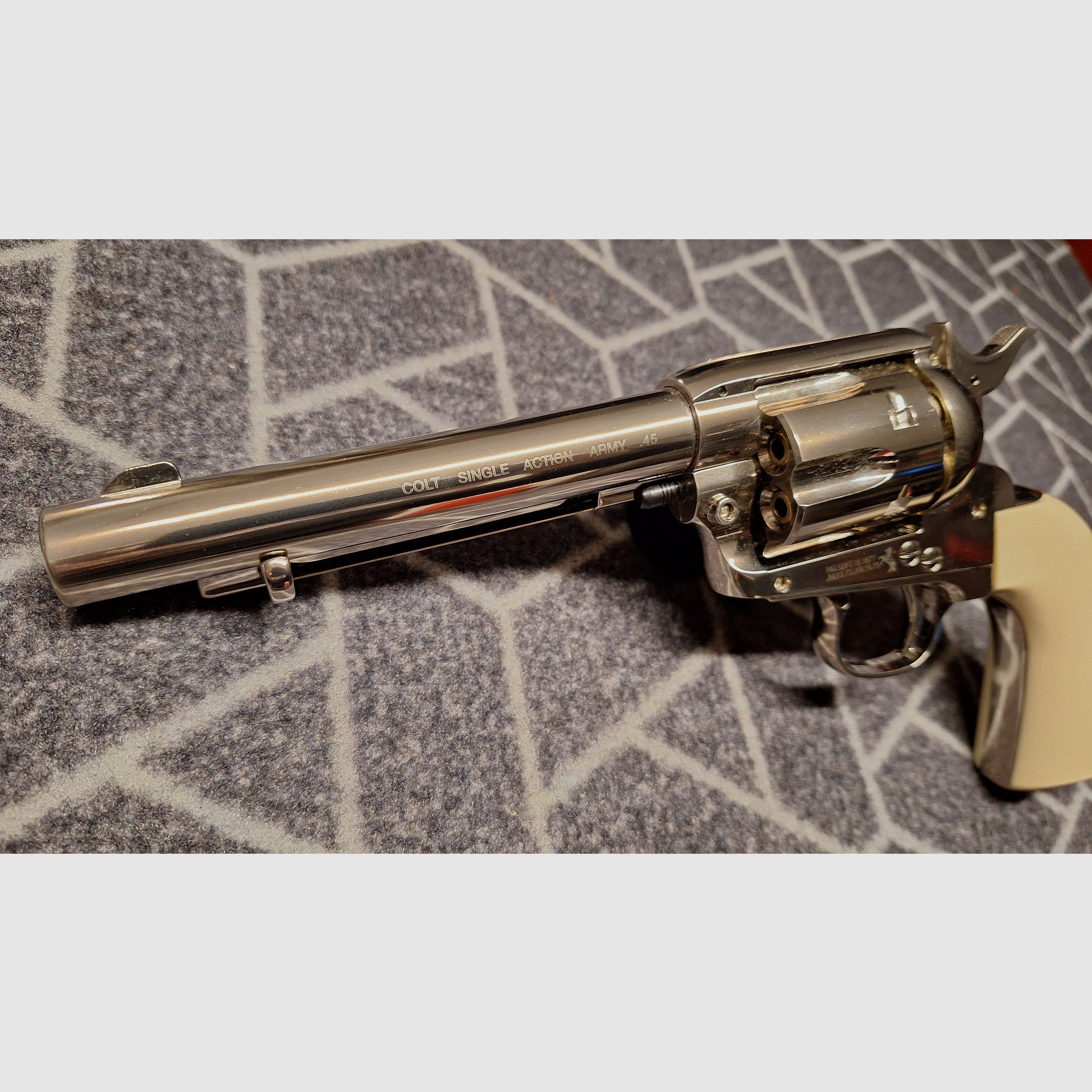 Colt Single Action Army® 45 nickel Co2 revolver caliber 4.5 mm BB-NEW