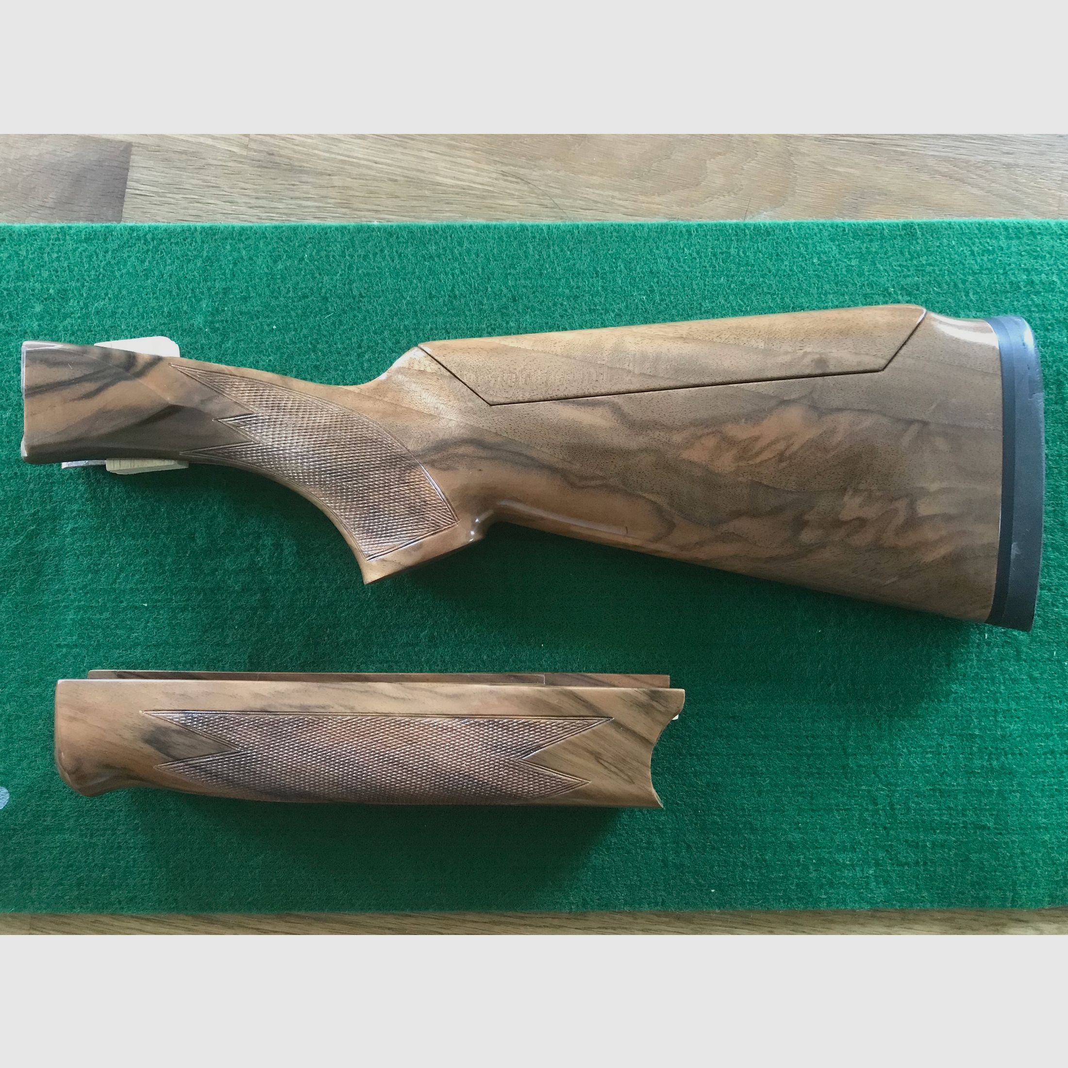 Krieghoff K80 Sporting Schaftset voor voor- en achterste schouderstuk met verstelbare schoudersteun