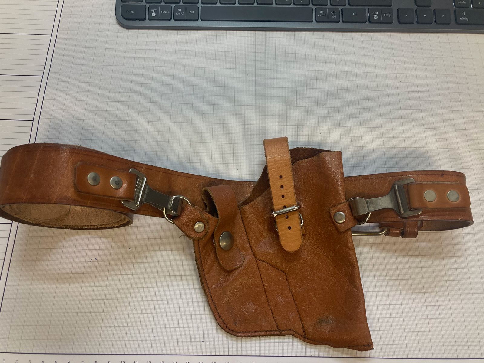 Under holster Kripo, NVA Makarov, Walther PP, M74