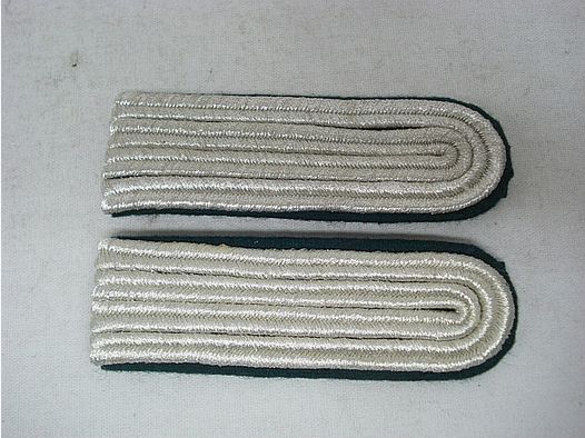 Schulterstück 4 streifig - silberfarbiges Metallgespinst