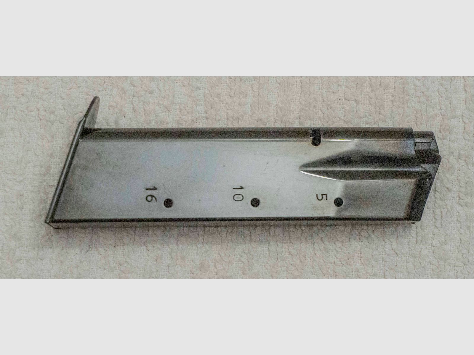 CZ 75B Magazin 9 mm Luger 16 Schuss