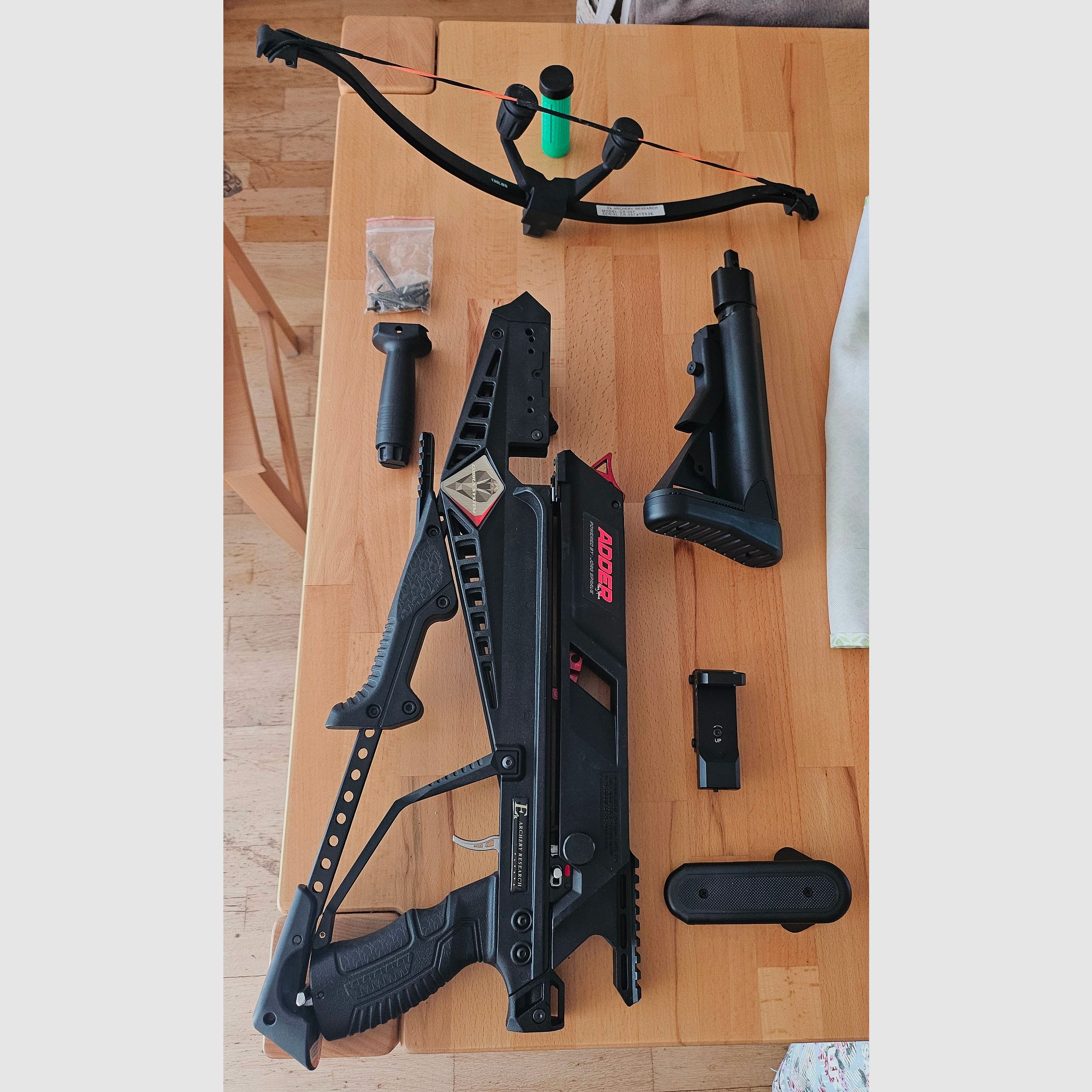 Adder Cobra mit Magazin