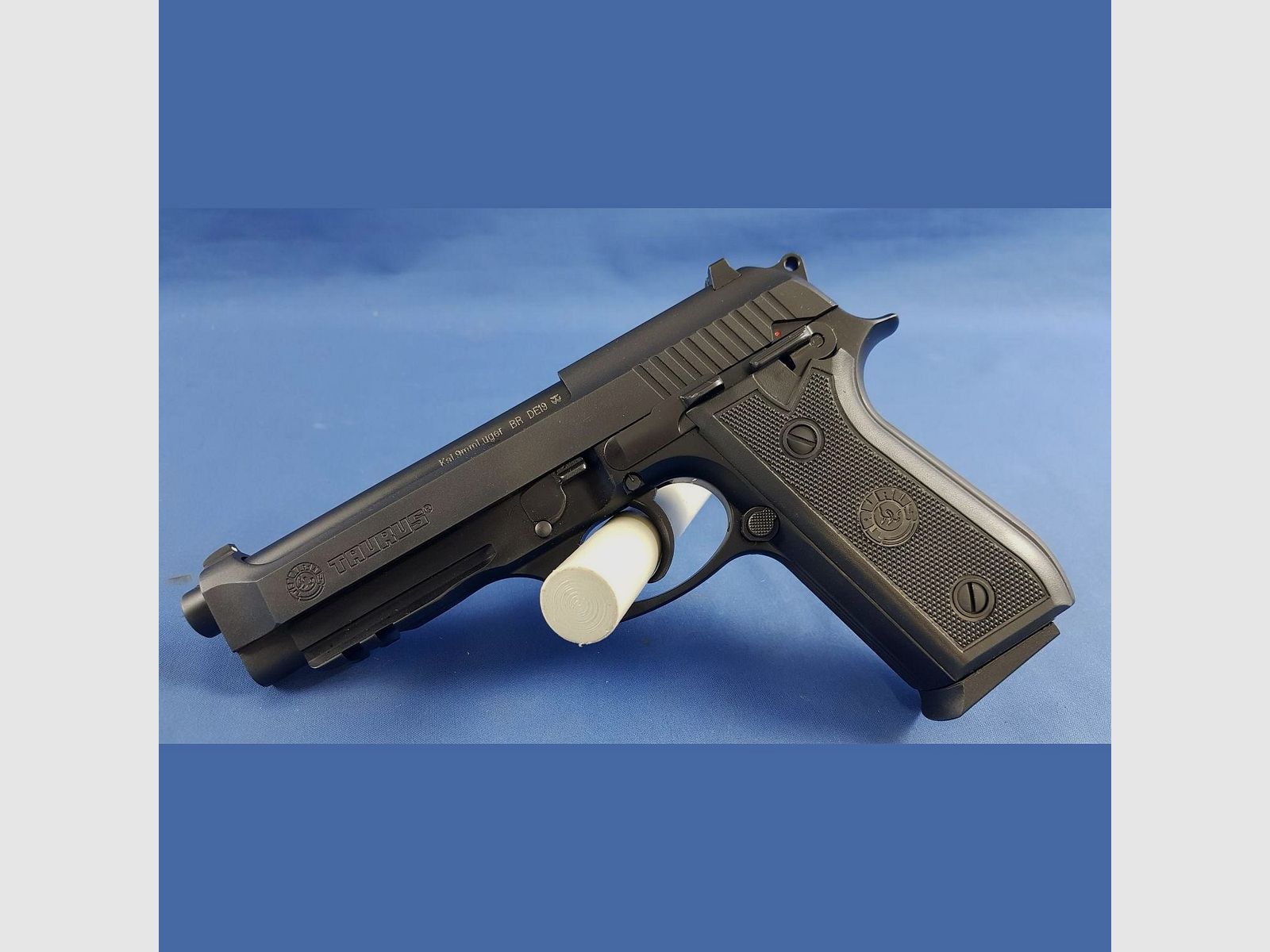 Taurus PT92 AF-D Kal. 9x19mm, Bild 1 von 3