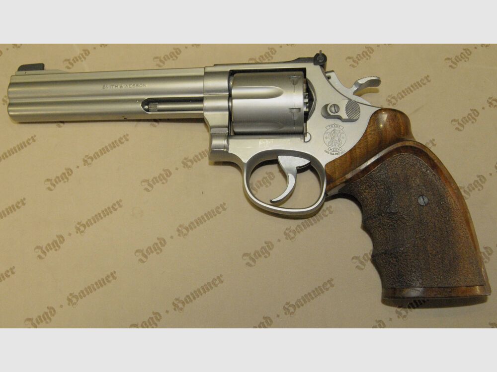 Smith & Wesson 686 Target Champion