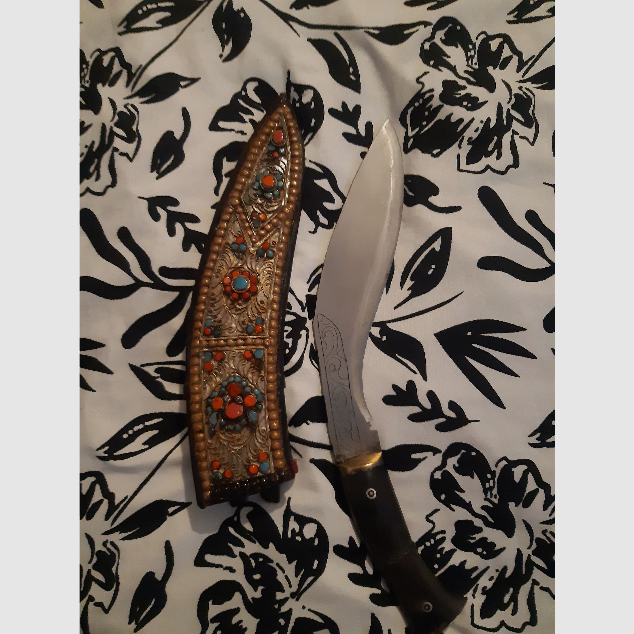 Nepalese kukri machete