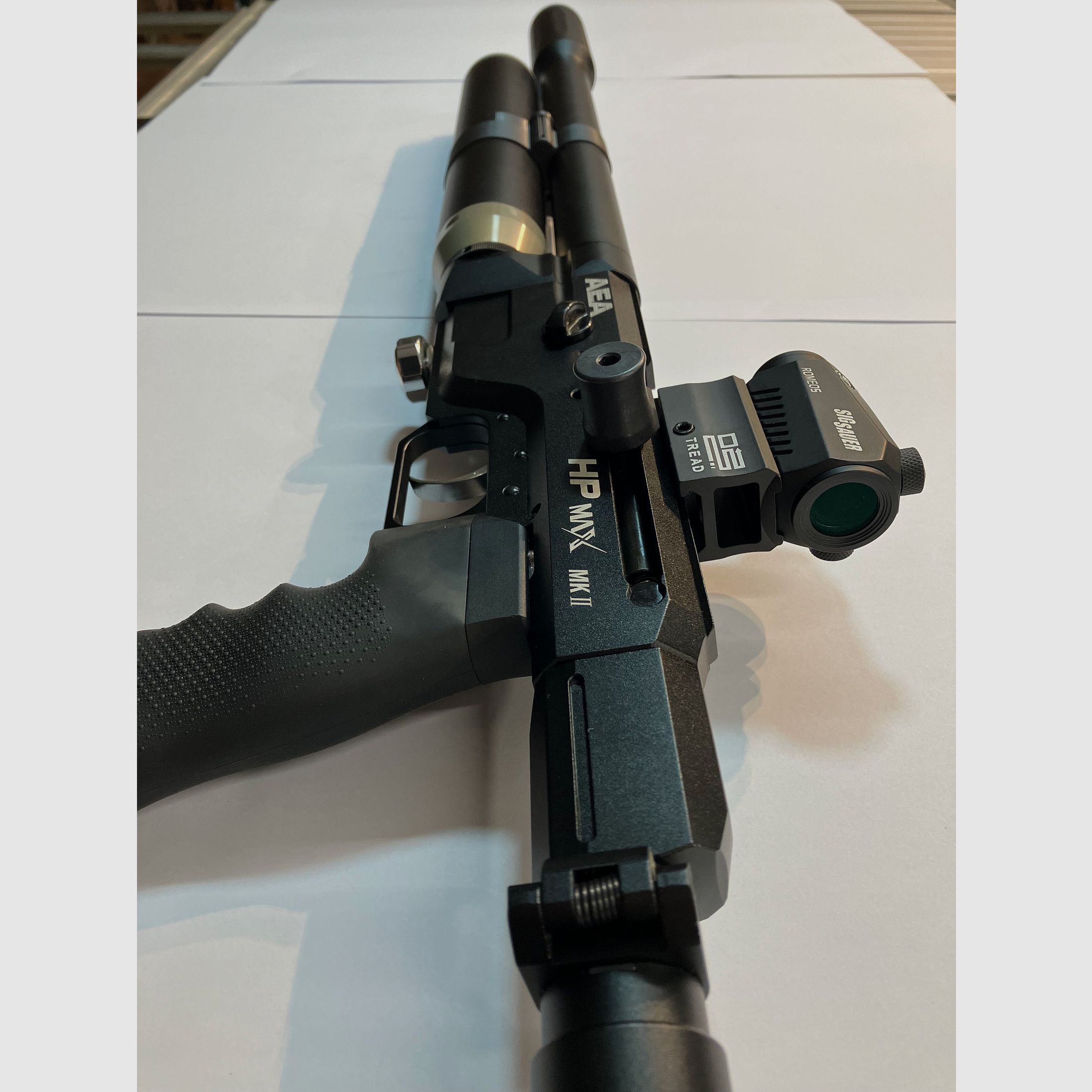 HP Max MK2 mit Schalldämpfer, Sig Romeo5 Rotpunktvisier und Zubehör
