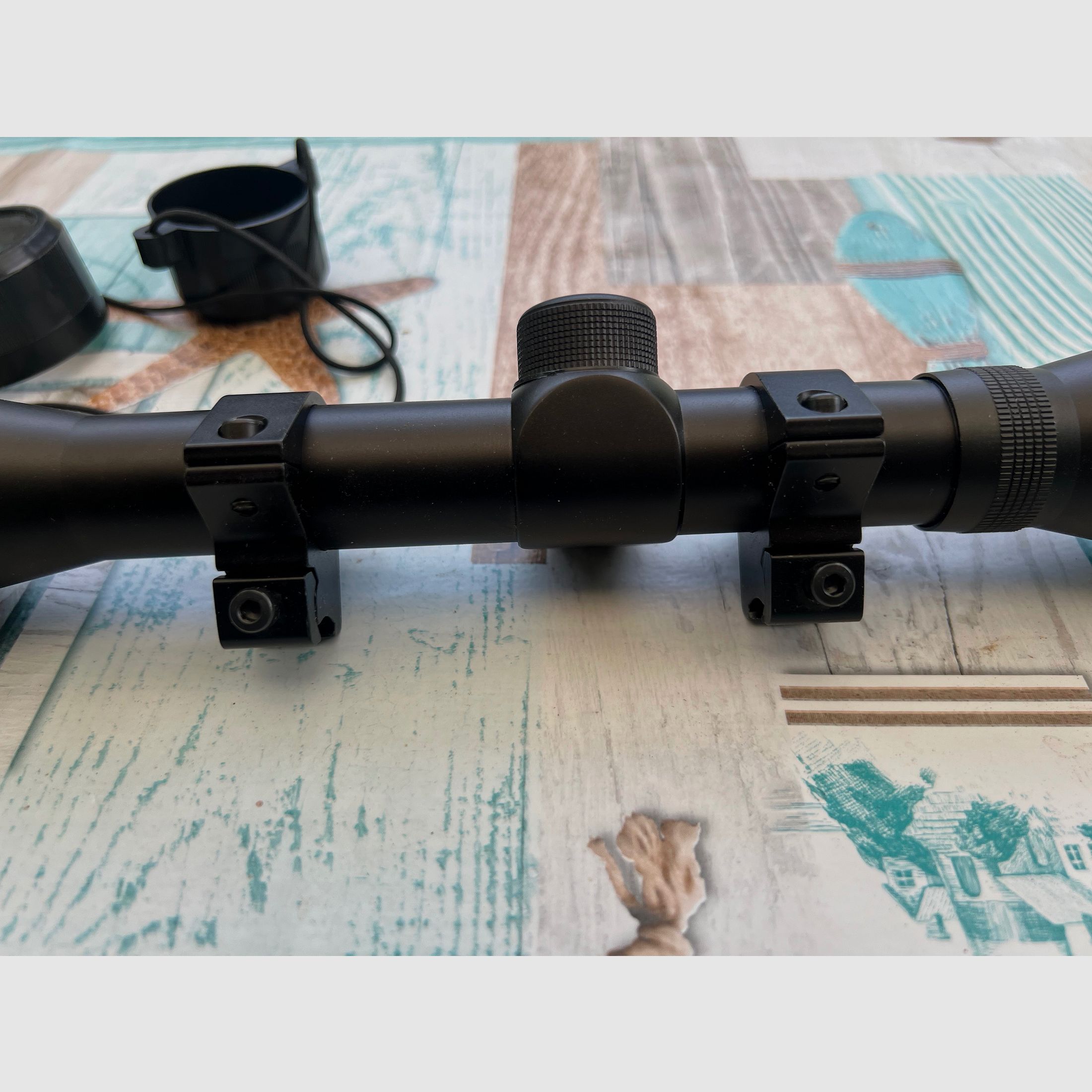 Zieloptik Futang 4 x 40 mit Mantage für 11 mm Prismenschine