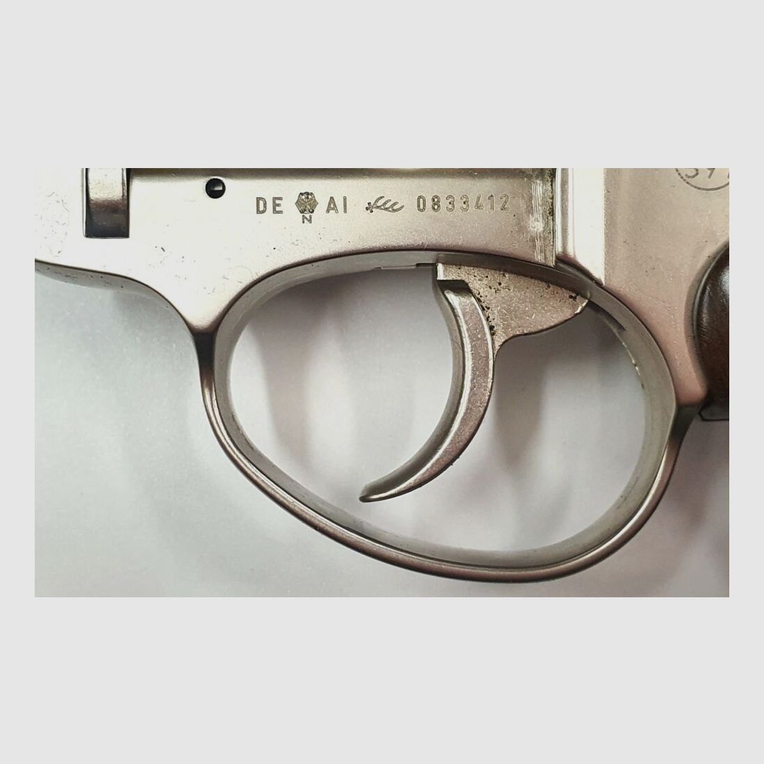 Röhm Schreckschussrevolver RG99N, Satin mit Holzgriffschalen, 9mm R.K., gebraucht