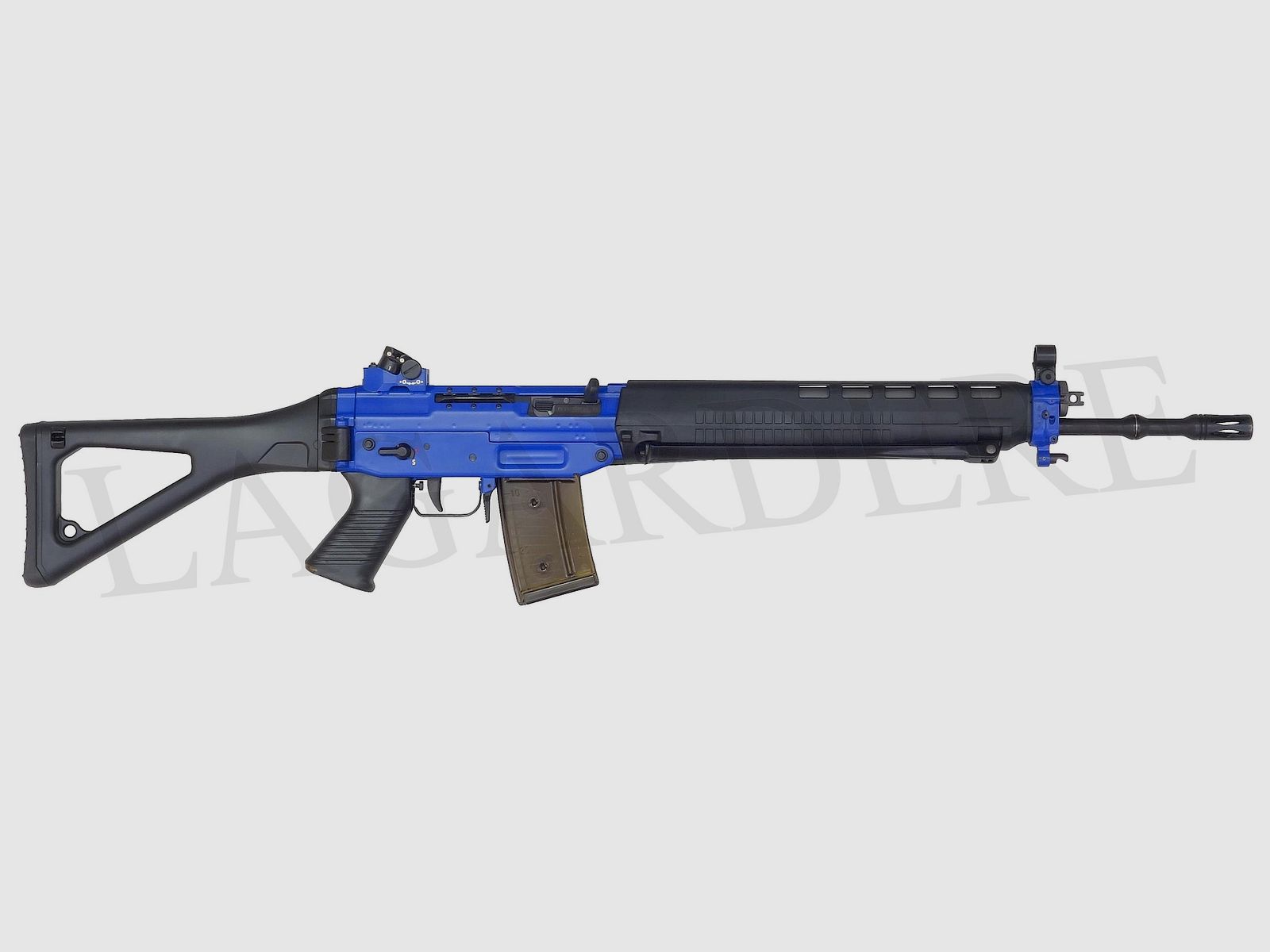SIG-SAUER PE 90 BLUE STAR(FUSIL D&rsquo;ASSAUT SEMI-AUTO)