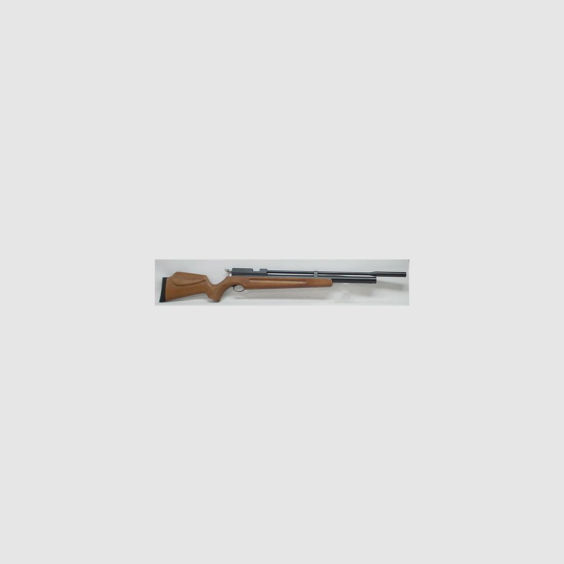 Rifle de aire InnoMar M10 PCP Cal. 4,50mm, Culata de madera
