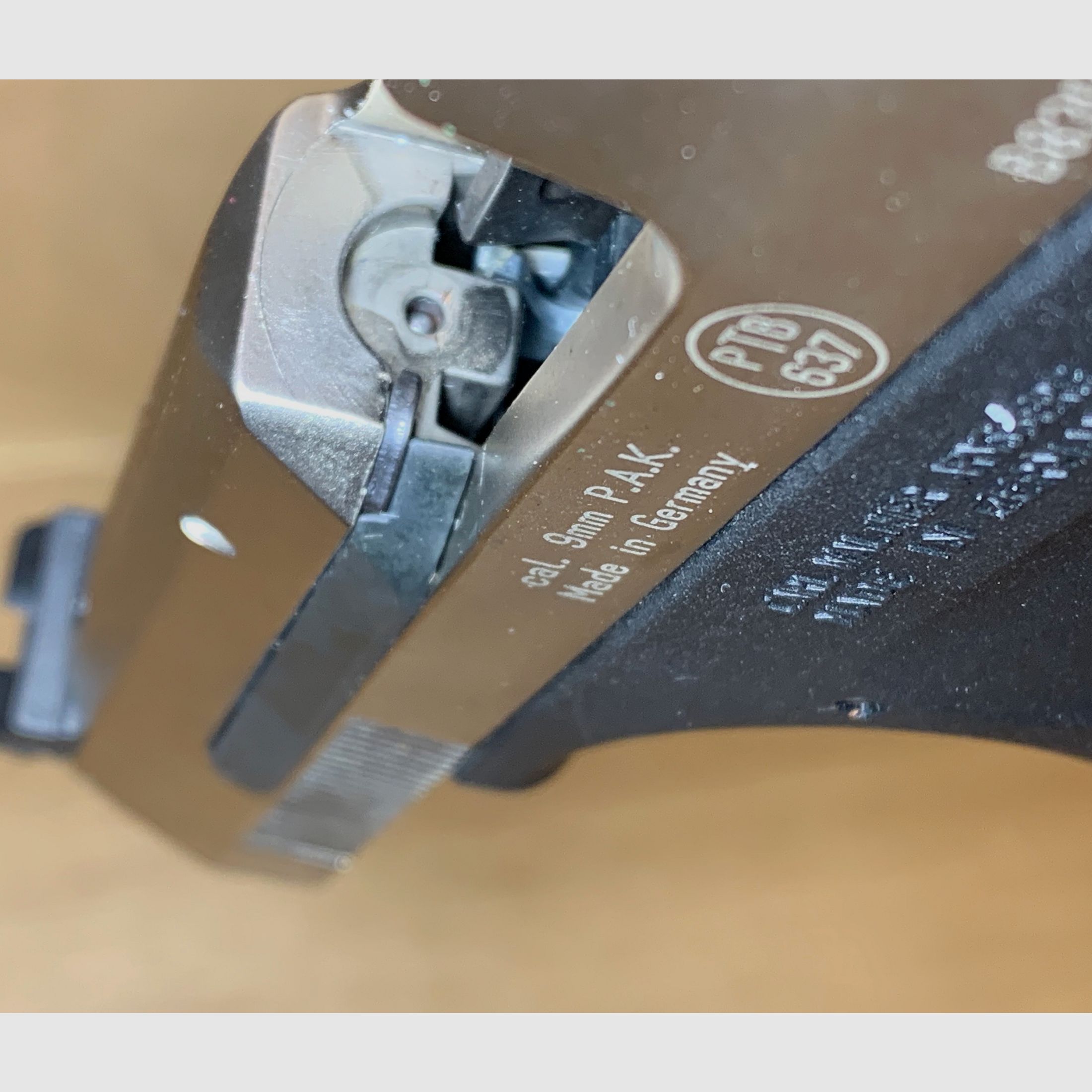 Pistolet d'alarme Walther P99 9mm P.A.K. en bicolore, Umarex