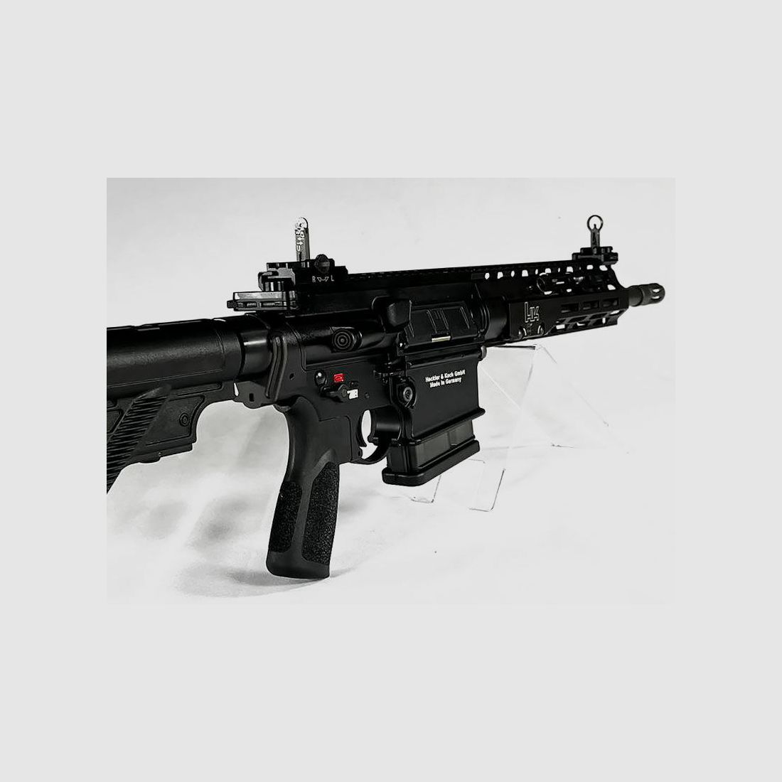 Heckler & Koch MR308 A3 mit 13" und M-LOK Handschutz