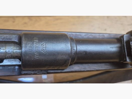 Very beautiful rifle G98 – Rifle 1898 – Arsenal Spandau in 1907 – Original caliber 8x57IS – Fully monomatriculated except for the compliant cleaning rod – Good to very good barrel – Original brown leather sling – Excellent collector's weapon – BE/TBE